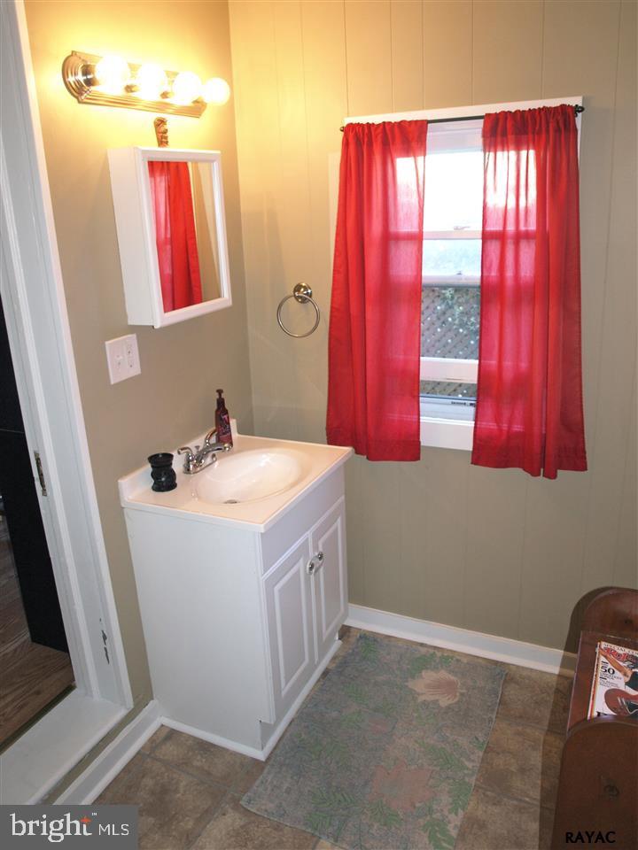 THE AVENUES - Residential