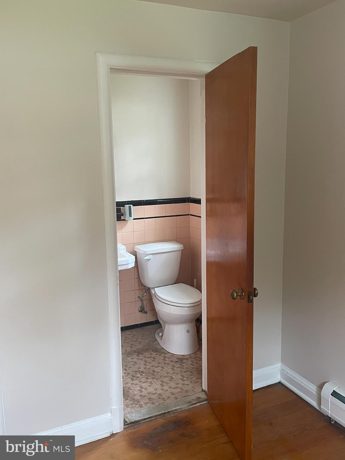 WAGGAMAN HEIGHTS - Residential