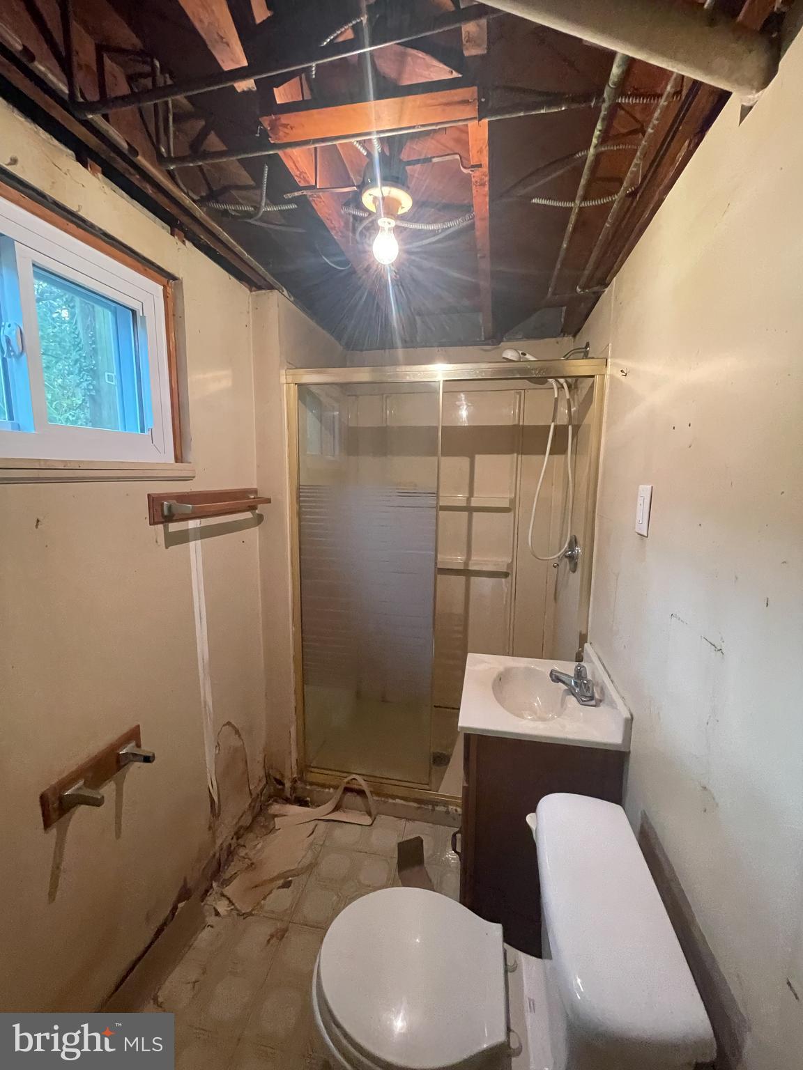 WAGGAMAN HEIGHTS - Residential