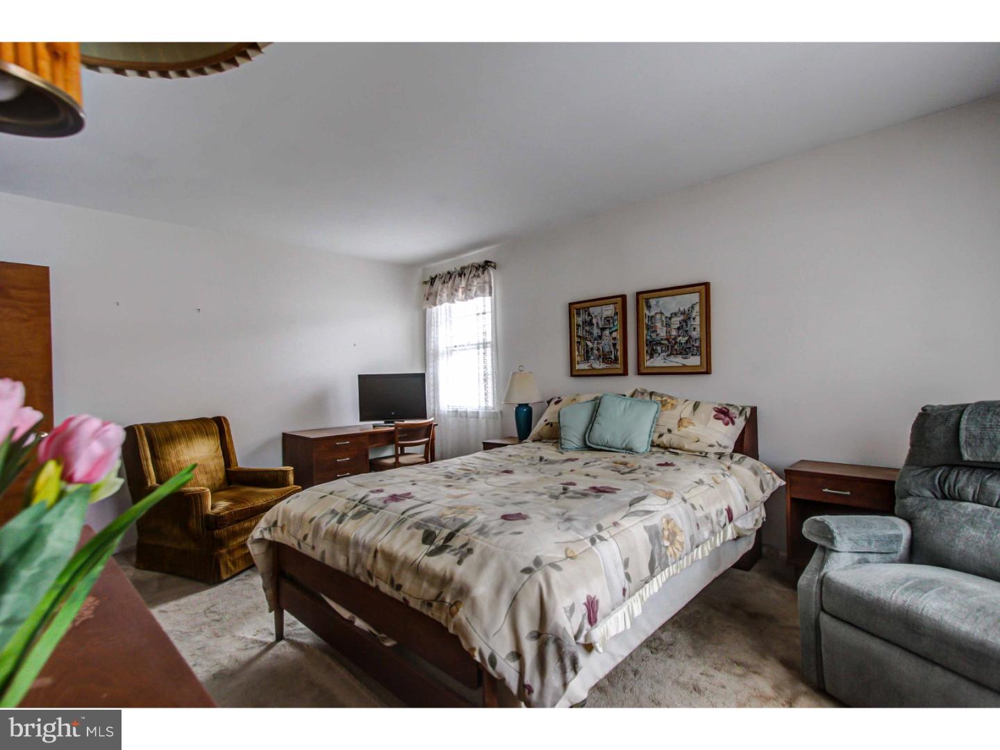 MERCER HILL VIL - Residential