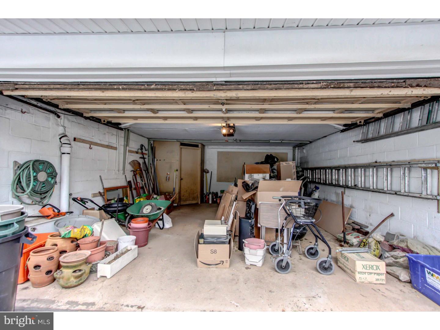 MERCER HILL VIL - Residential