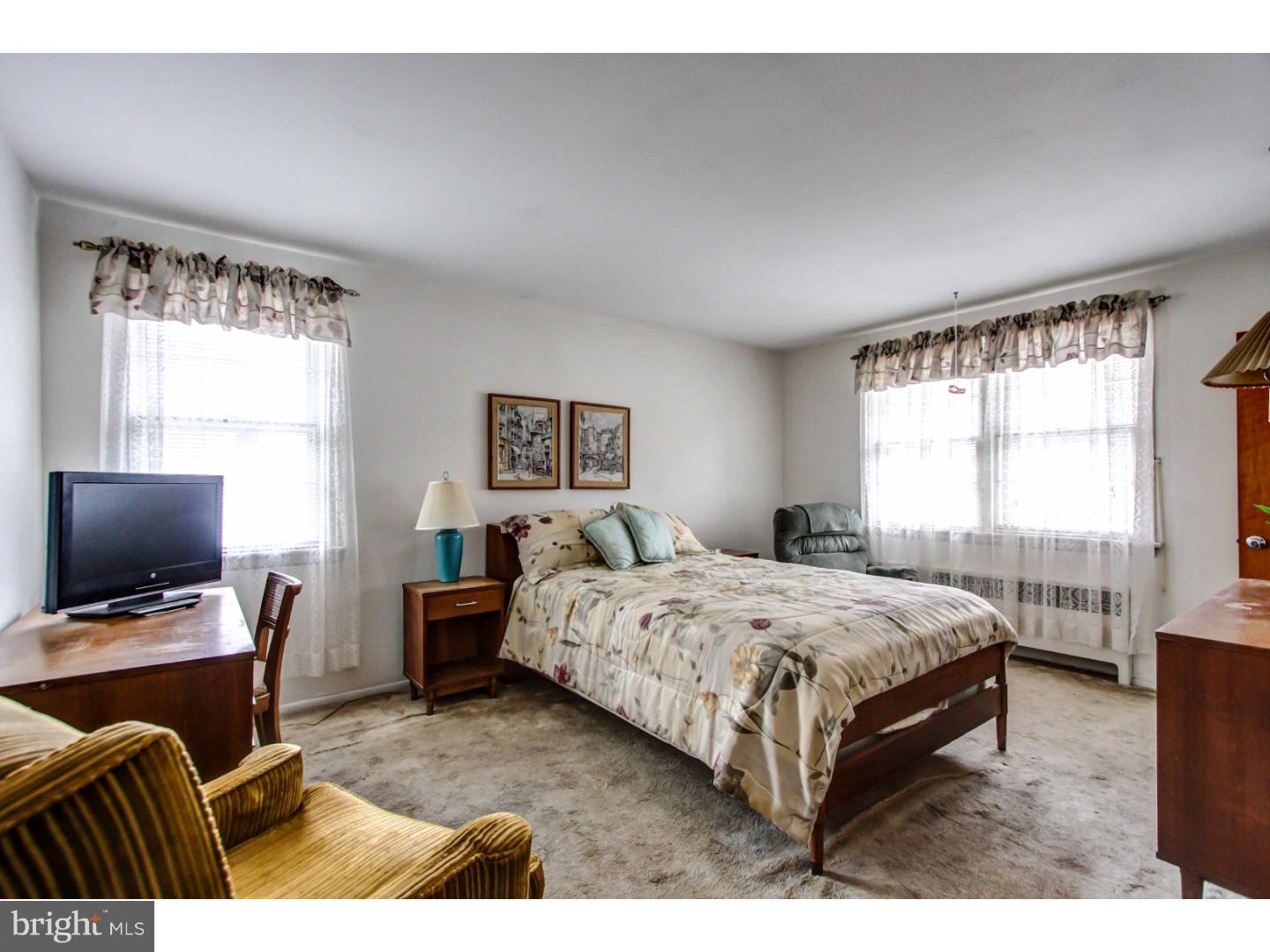 MERCER HILL VIL - Residential