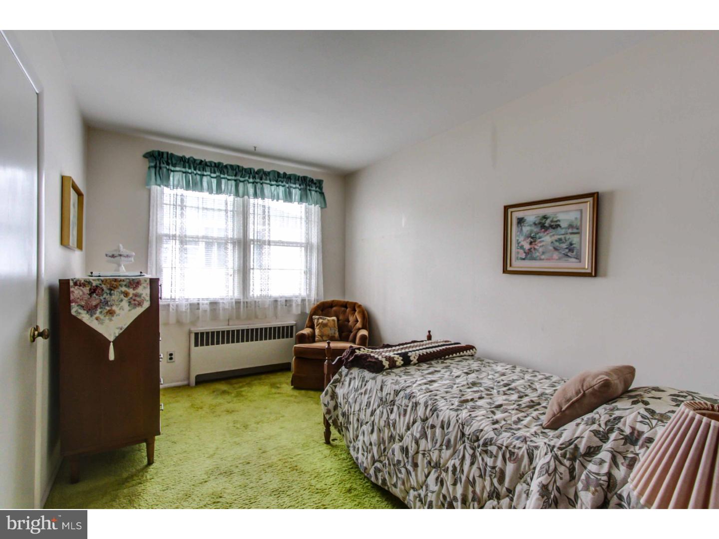 MERCER HILL VIL - Residential