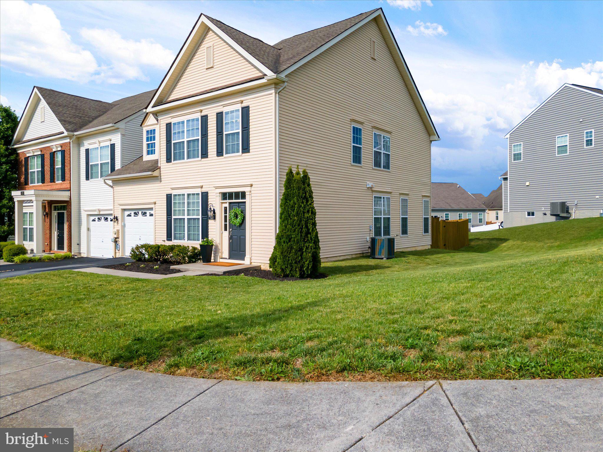 MARTINSBURG STATION - Residential