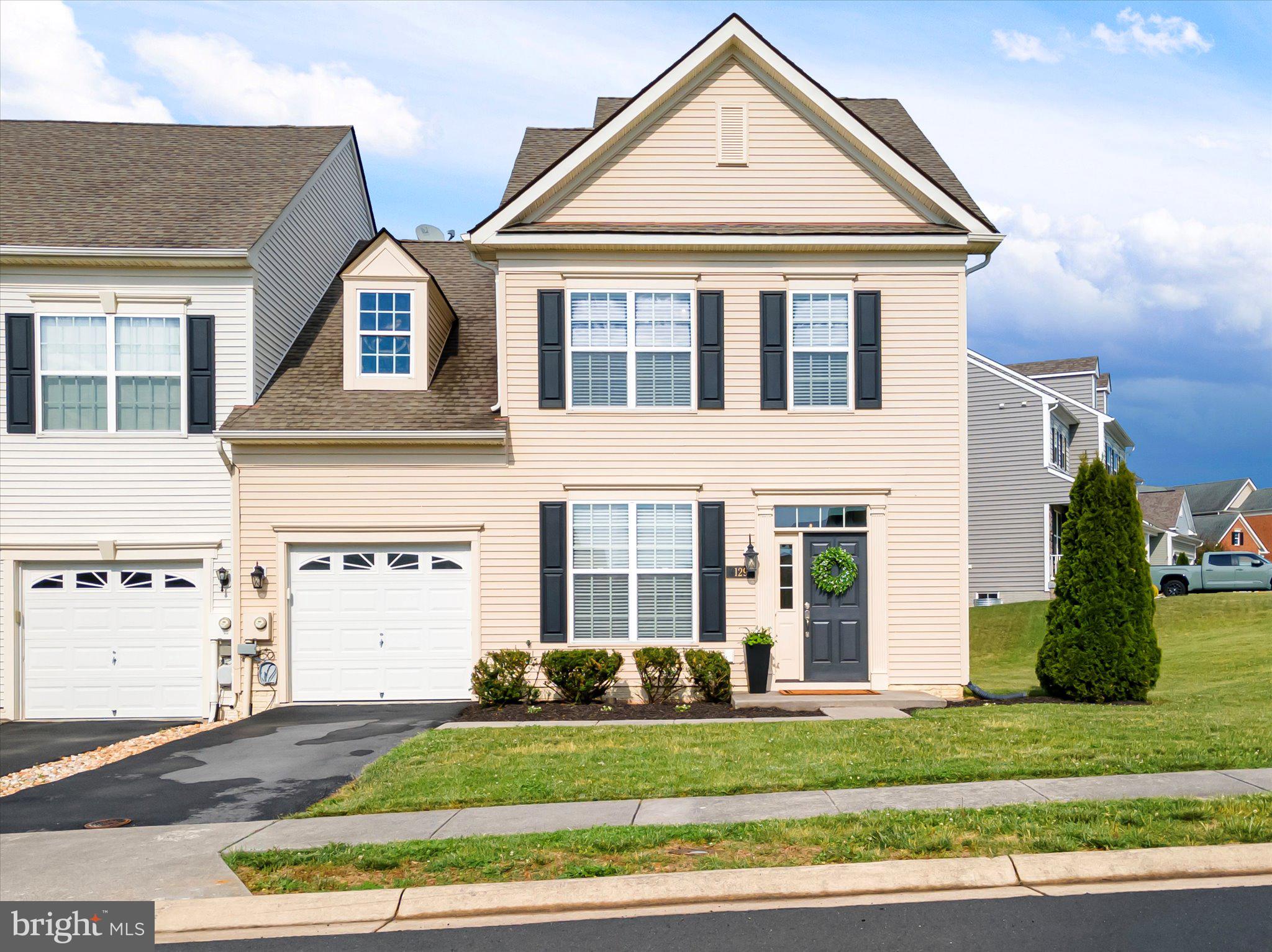 MARTINSBURG STATION - Residential