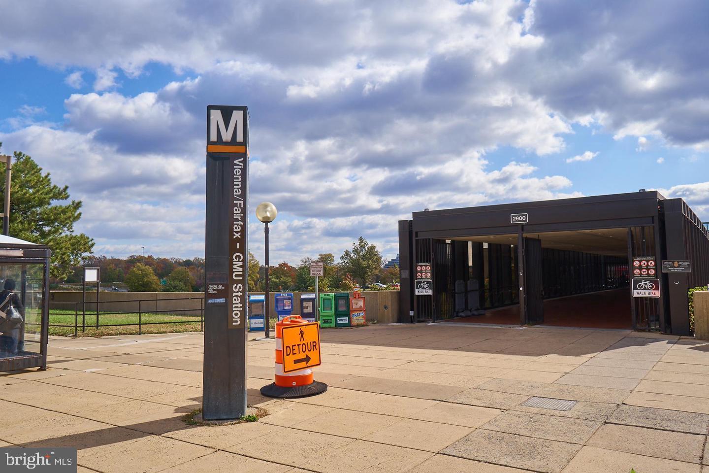 VIENNA TRAIL - Residential Lease