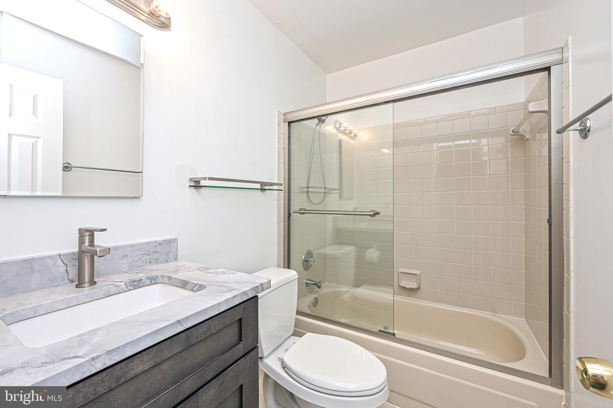 VIENNA TRAIL - Residential Lease