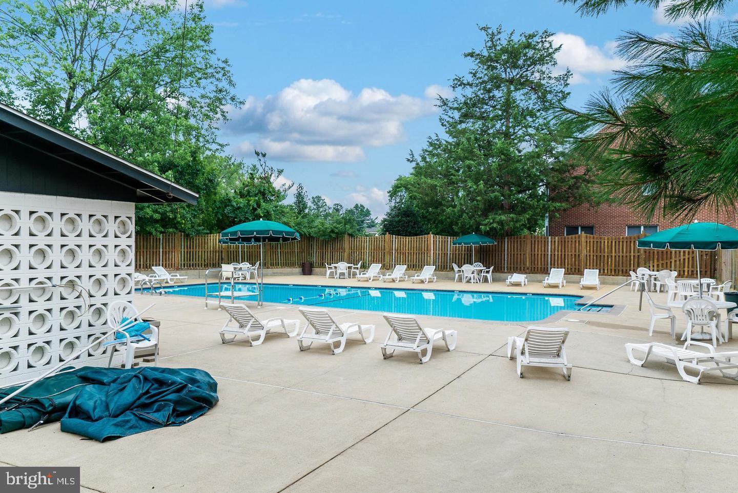 VIENNA TRAIL - Residential Lease