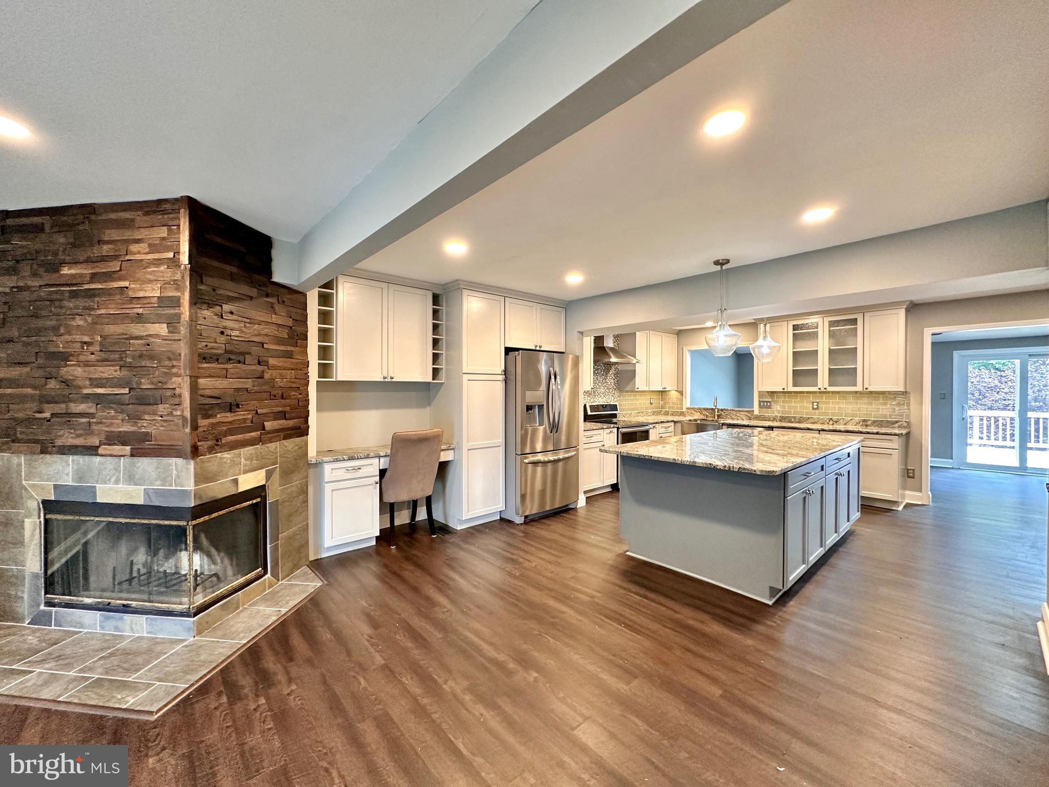1336 BENNETT PLACE