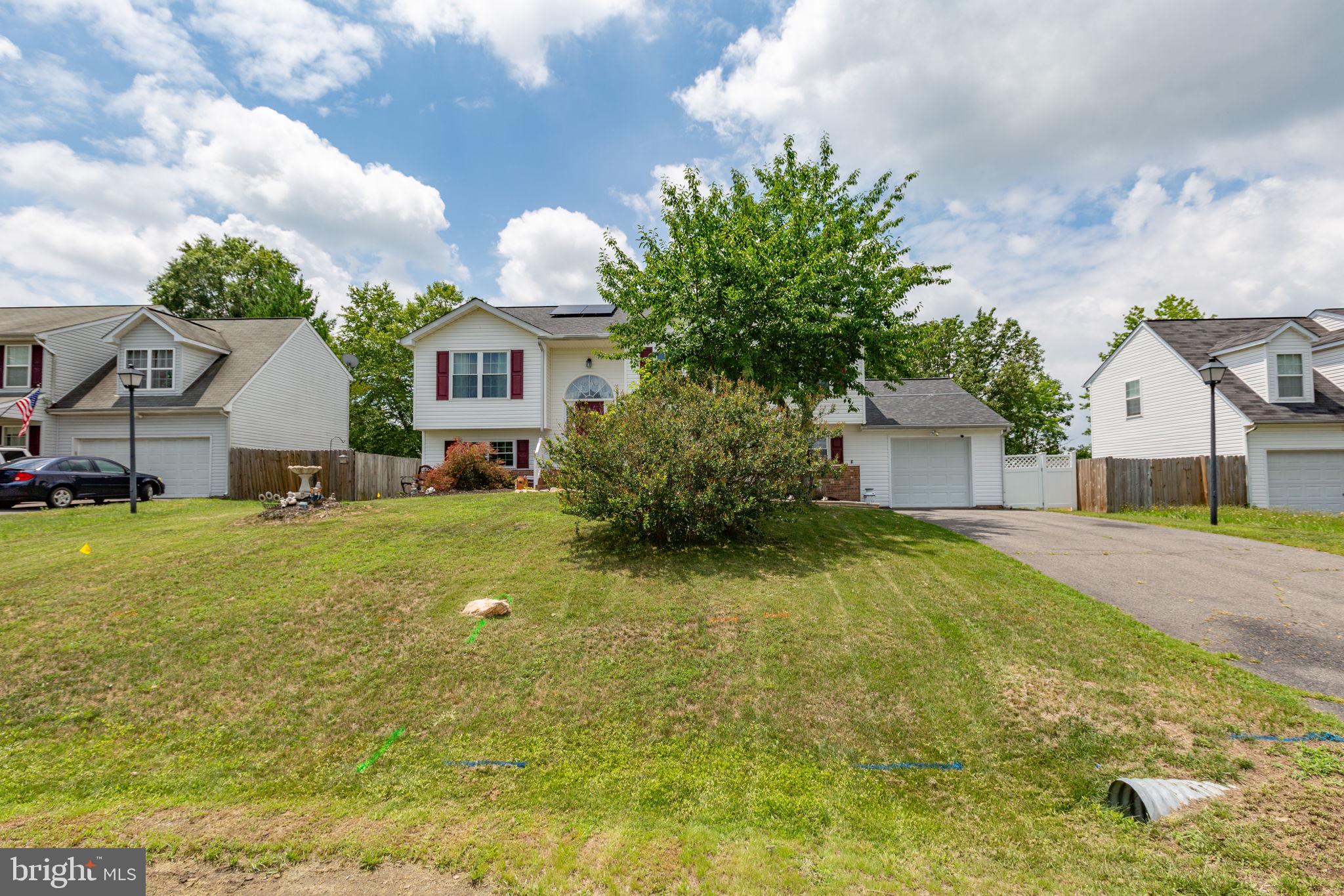 12215 STONEHENGE DRIVE