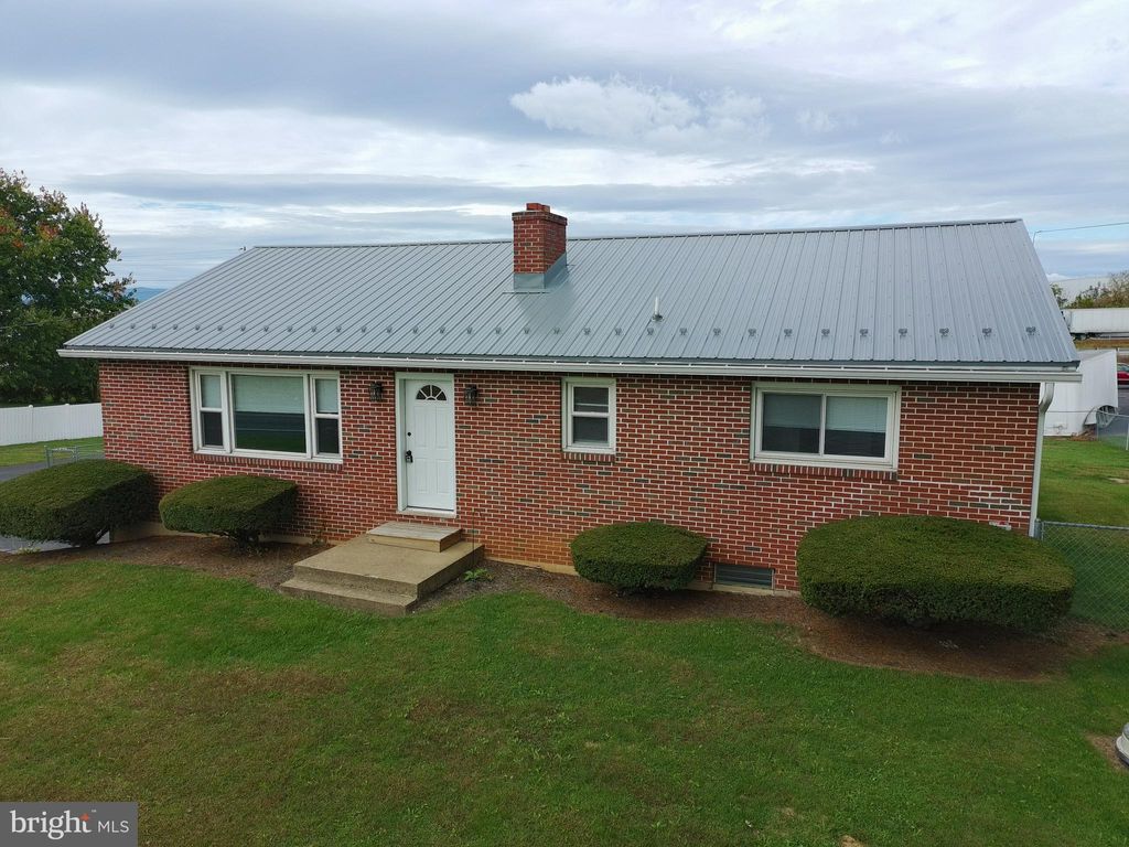Photo of 623 Kriner Rd, CHAMBERSBURG, PA 17202 (MLS # PAFL2030682)