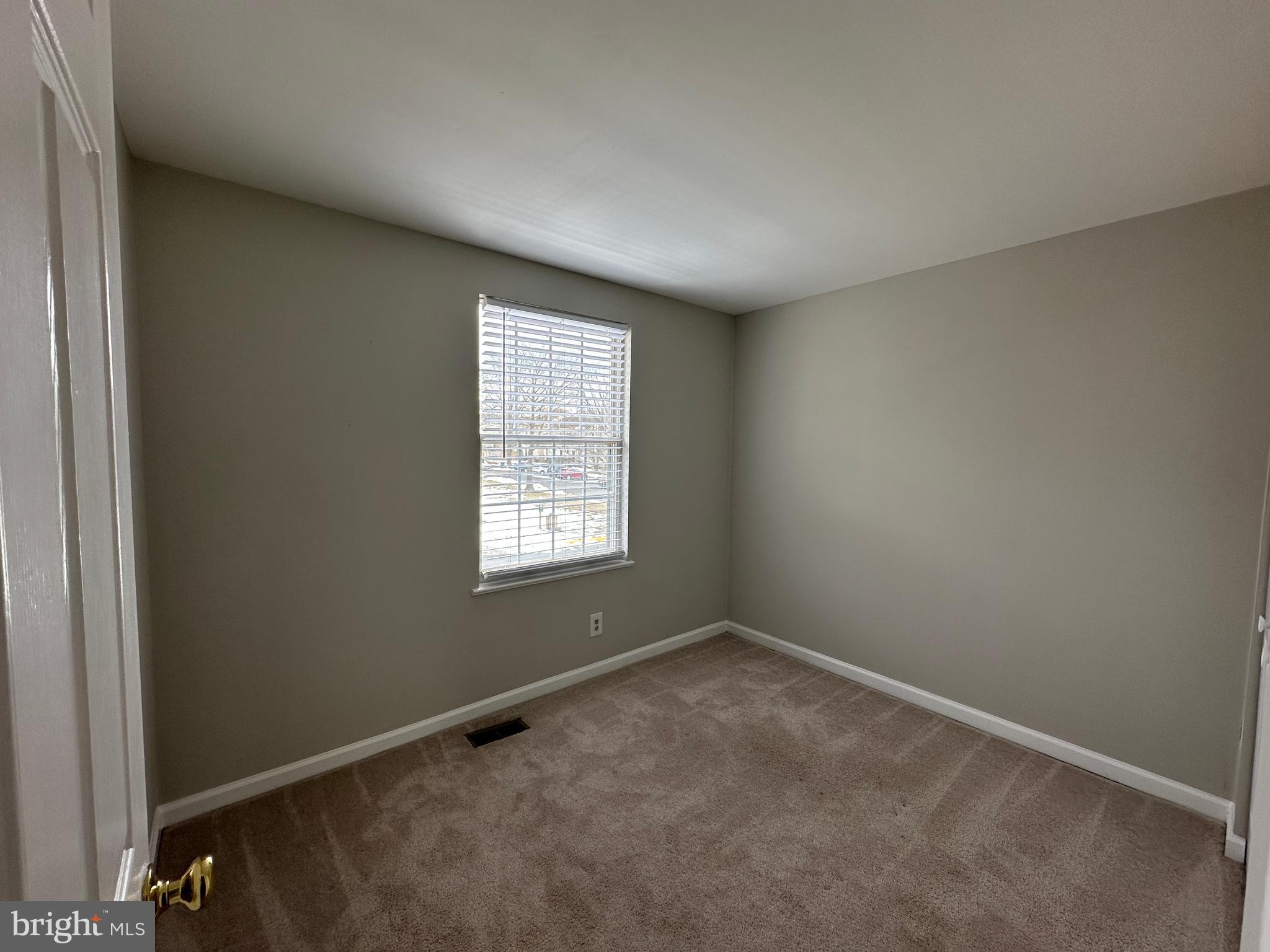 LIFESTYLE AT SULLY STATION - Residential Lease