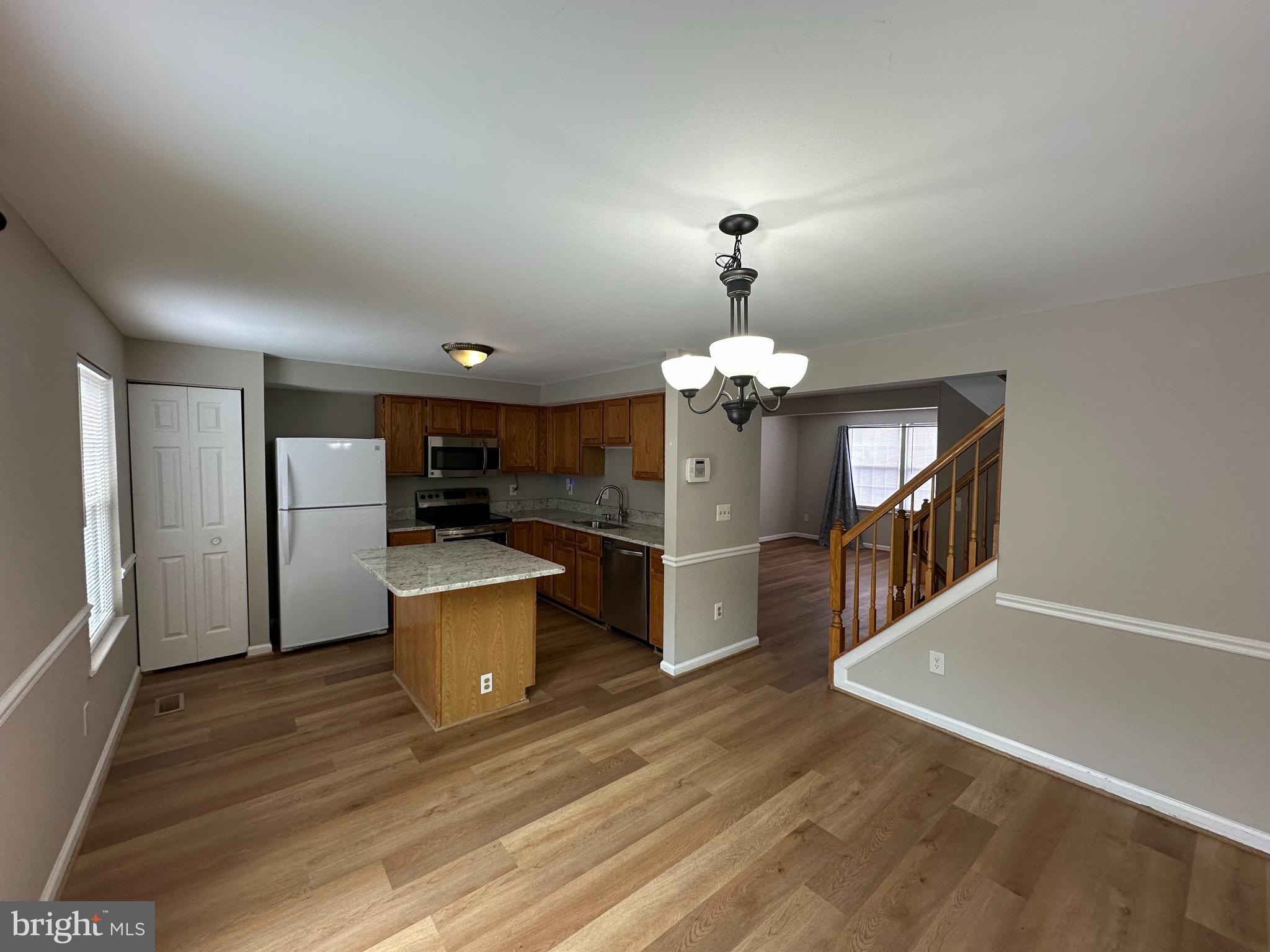 LIFESTYLE AT SULLY STATION - Residential Lease