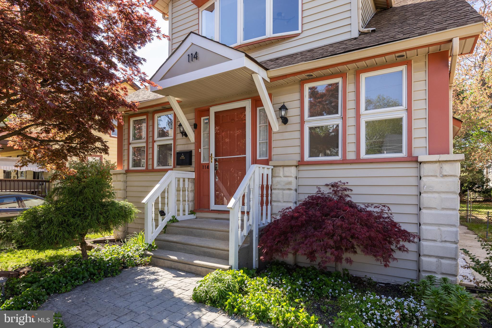 114 HEMLOCK AVENUE