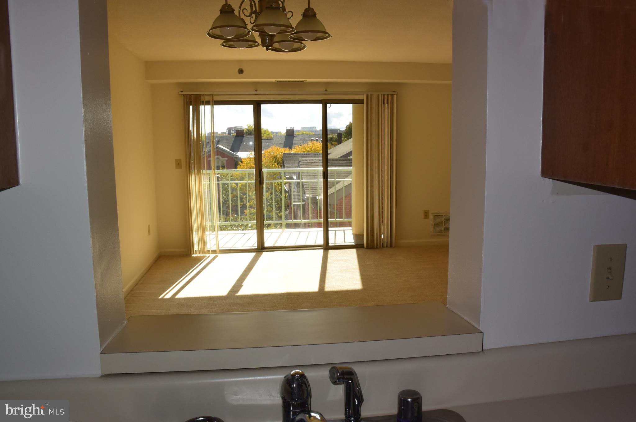 OLD TOWN - Residential Lease