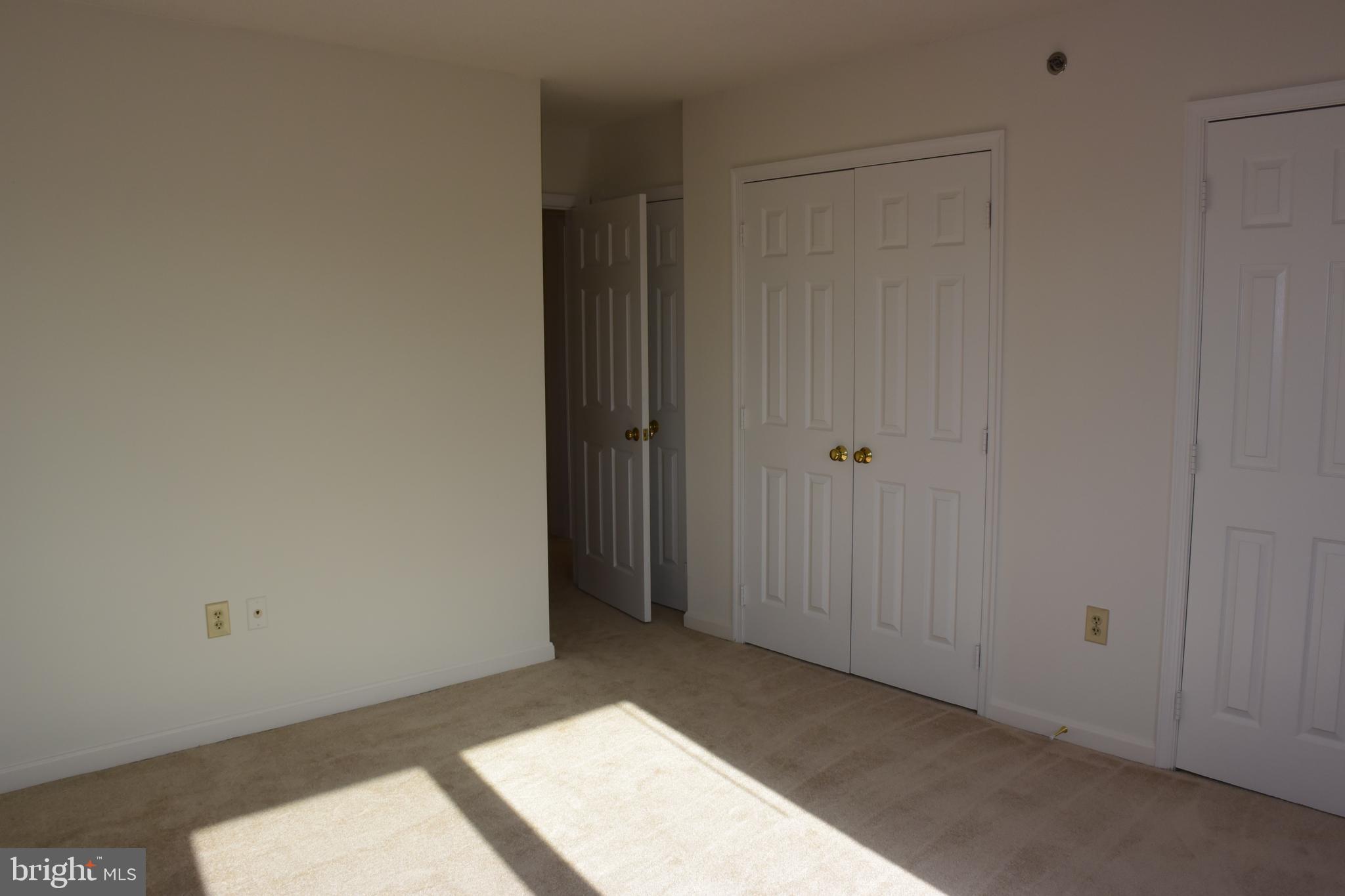 OLD TOWN - Residential Lease