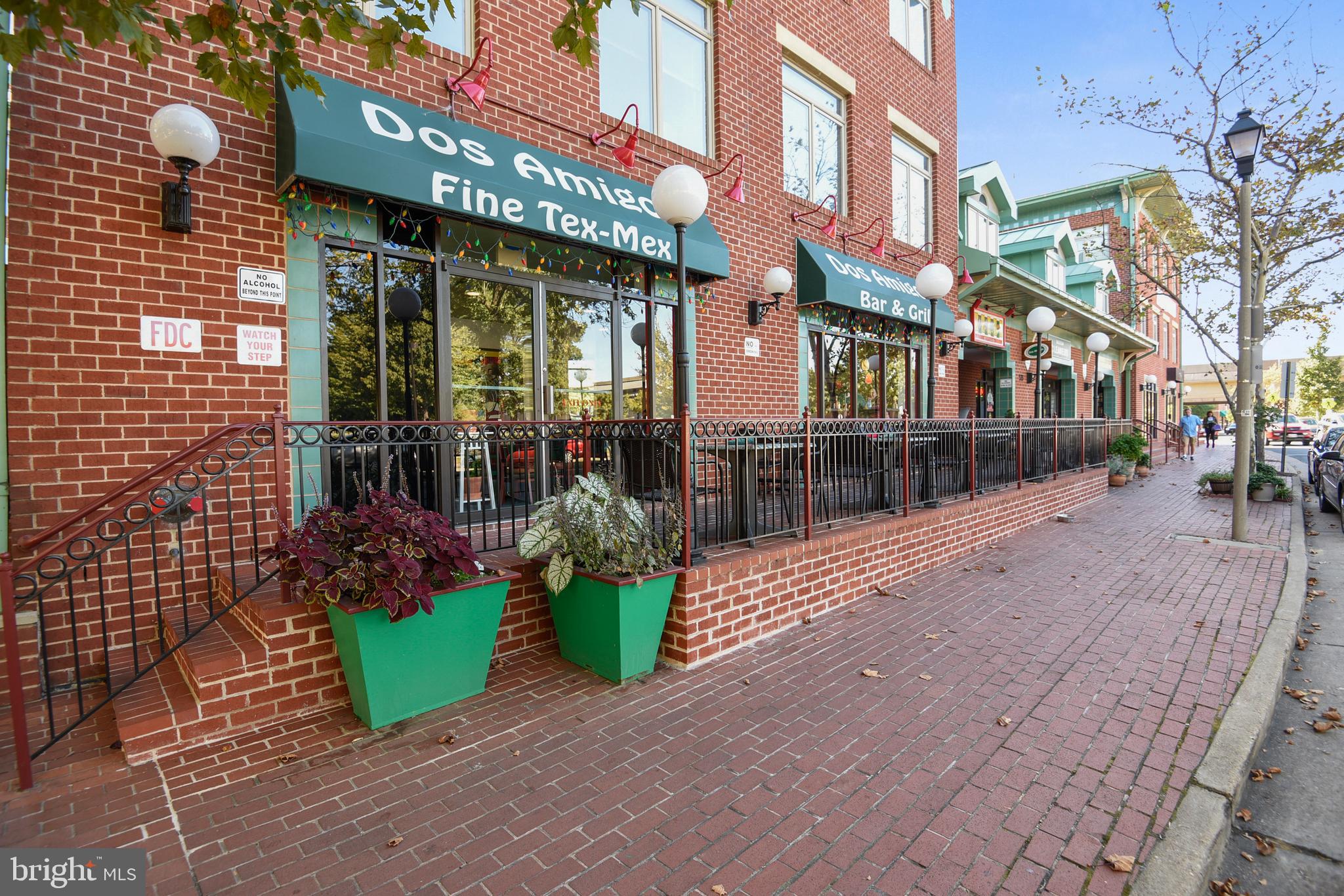 OLD TOWN - Residential Lease