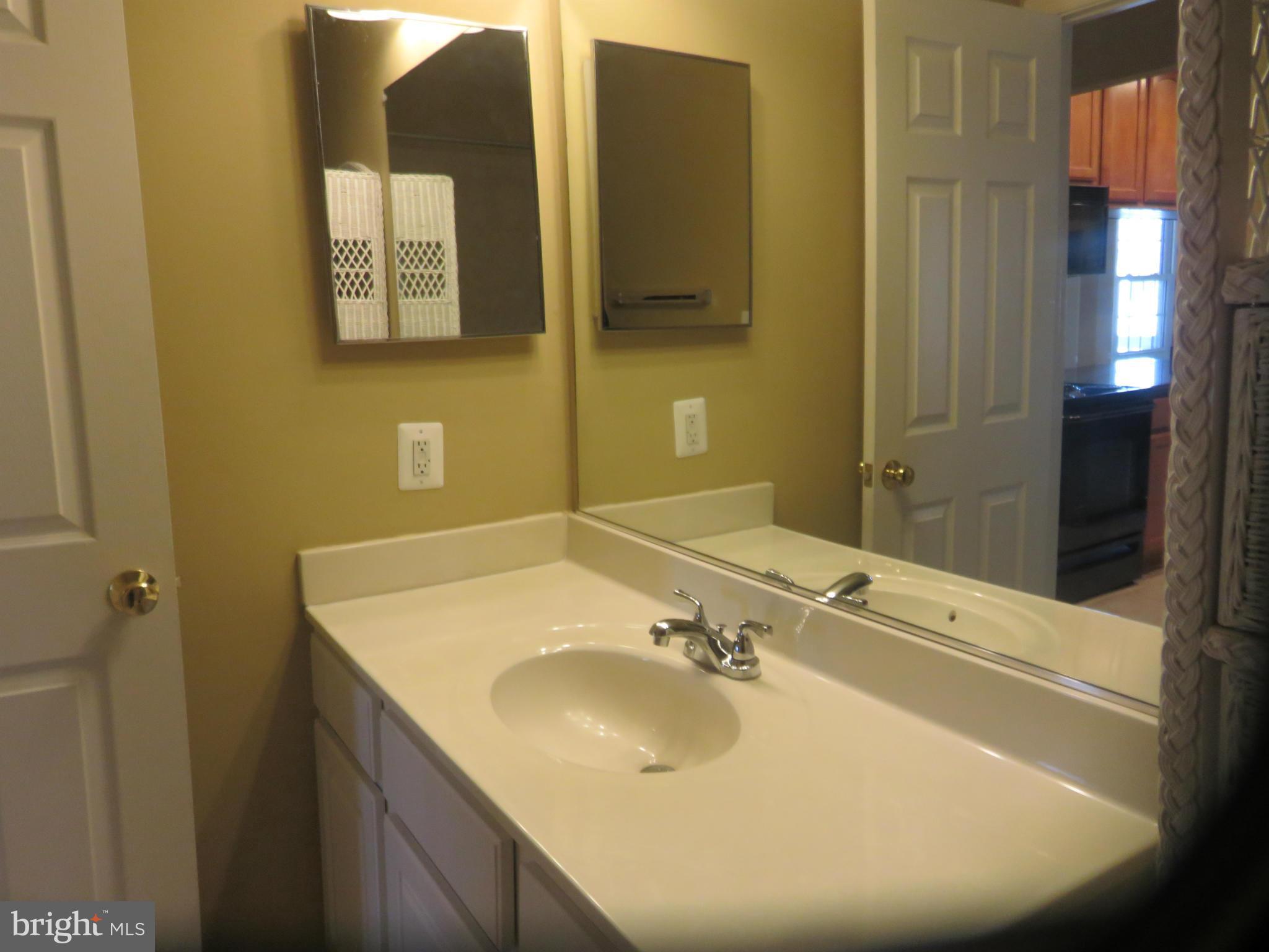 VILLAS AT COUNTRYSIDE - Residential