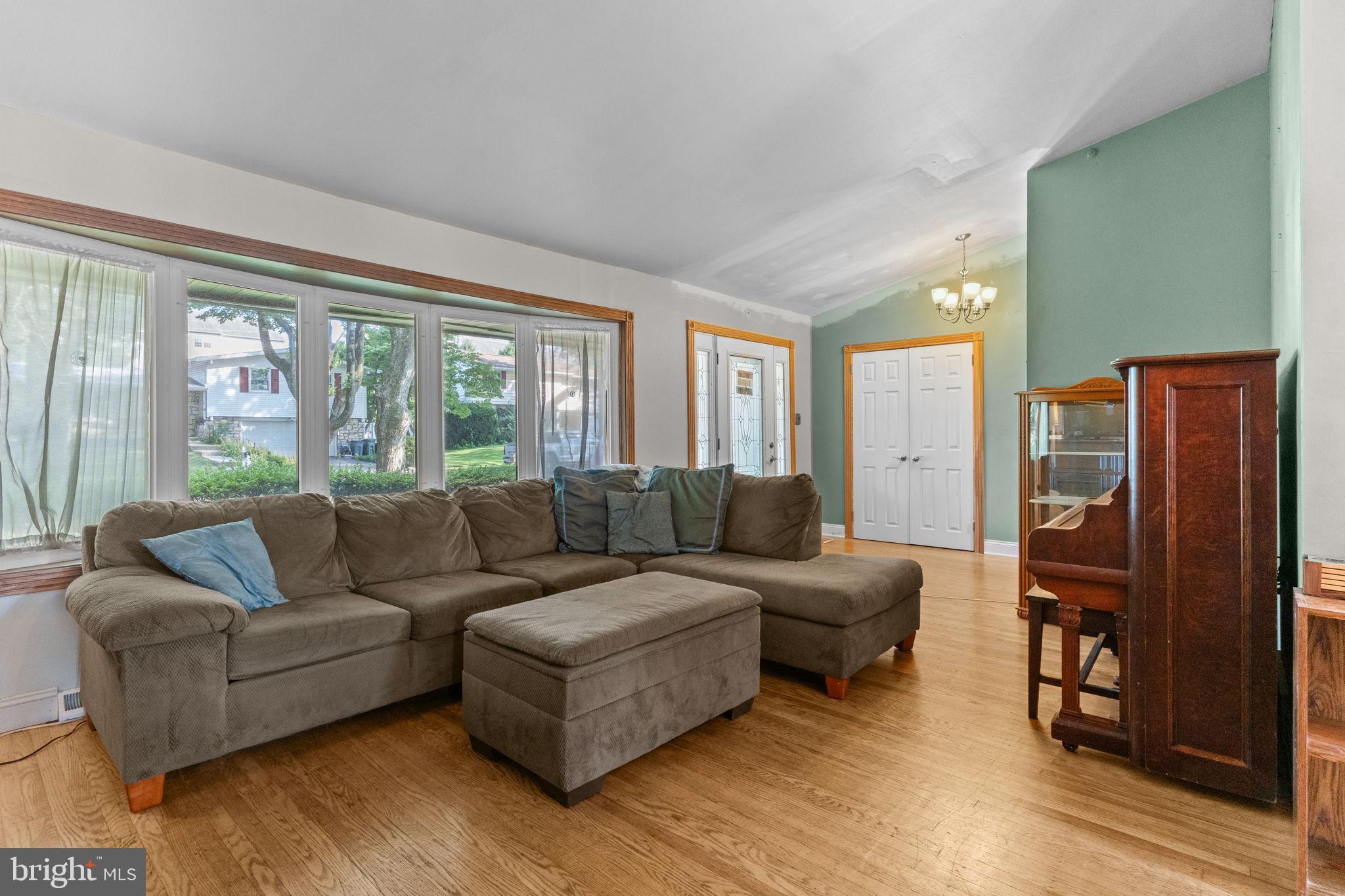 816 DAVID DRIVE