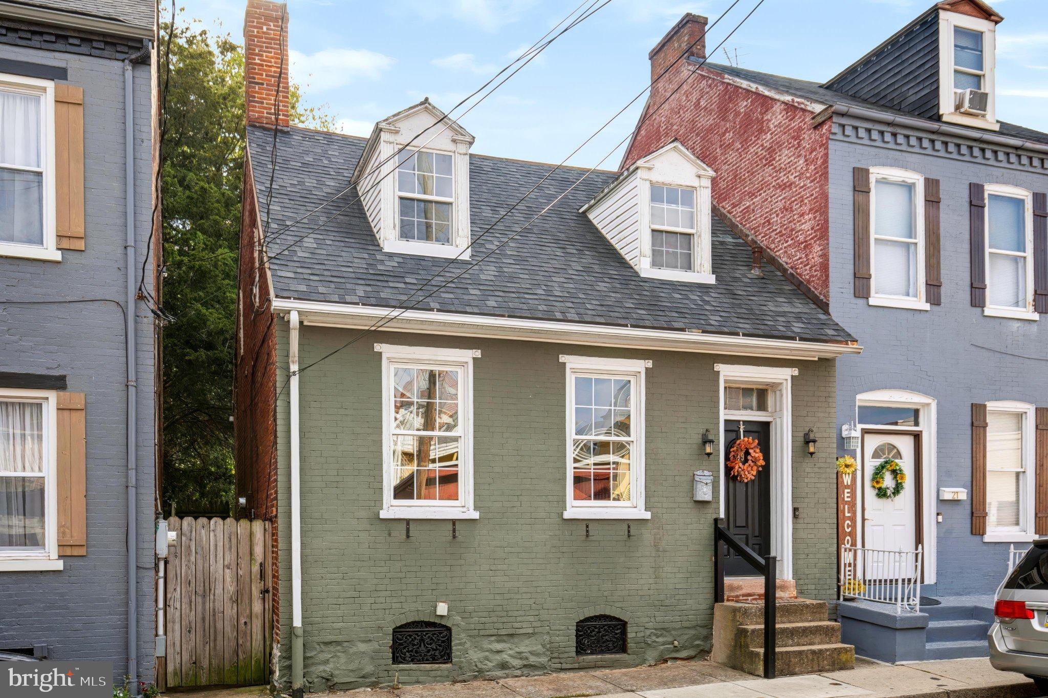 19 HOWARD AVENUE