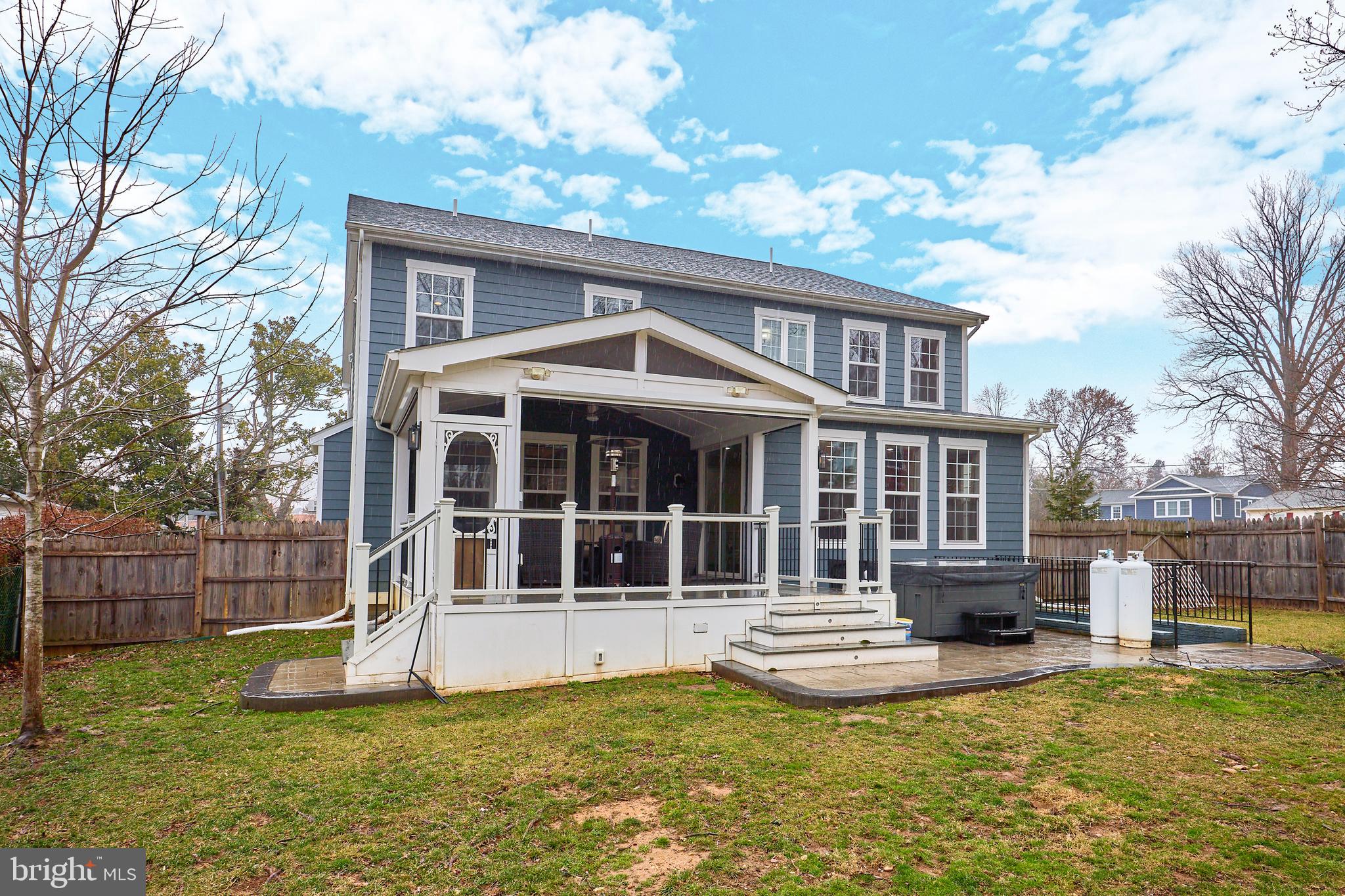 CHARLES W LEE SR ESTATES - Residential