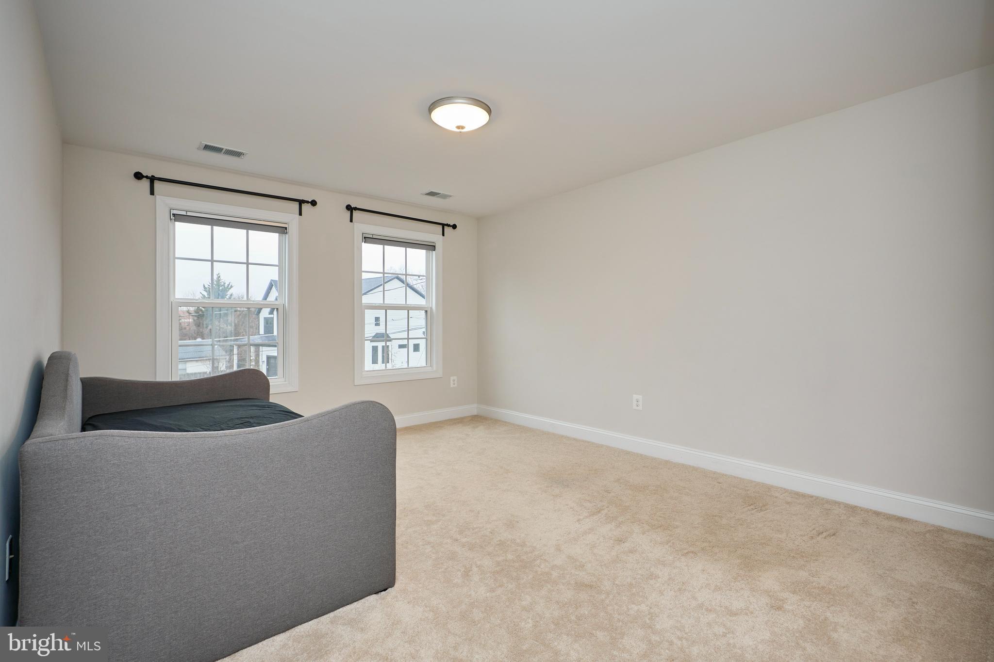 CHARLES W LEE SR ESTATES - Residential