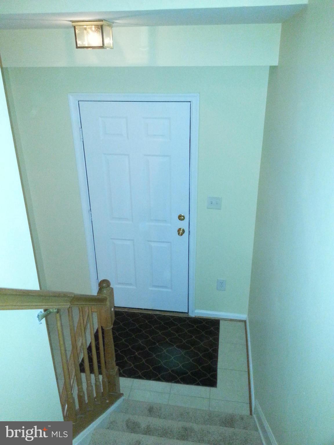 2060 UNIVERSITY BOULEVARD W 6