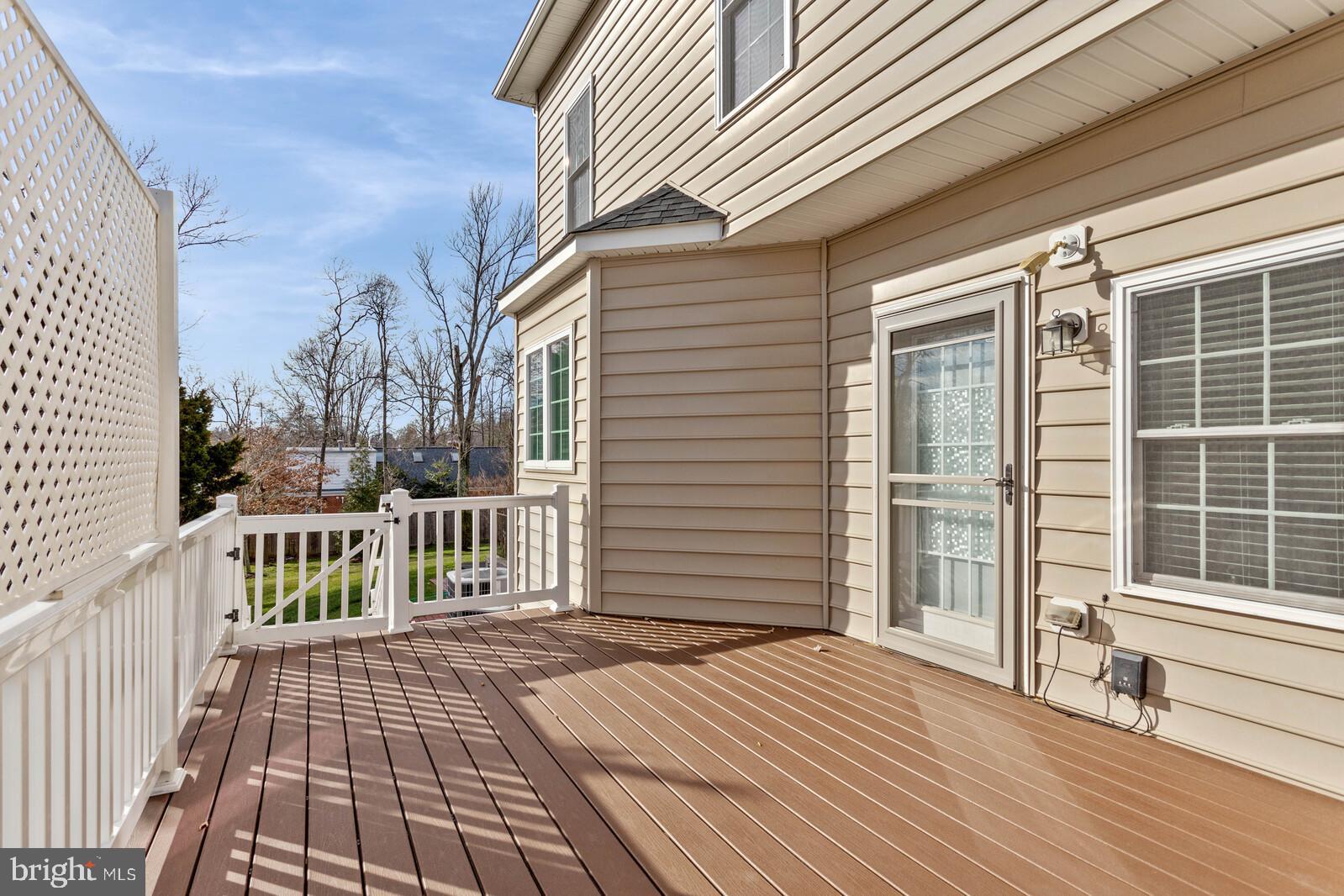 ANNANDALE ACRES - Residential