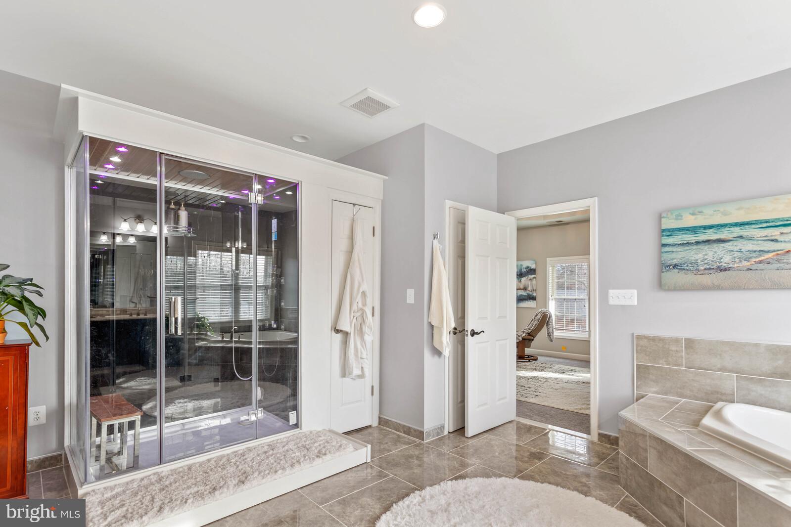 ANNANDALE ACRES - Residential