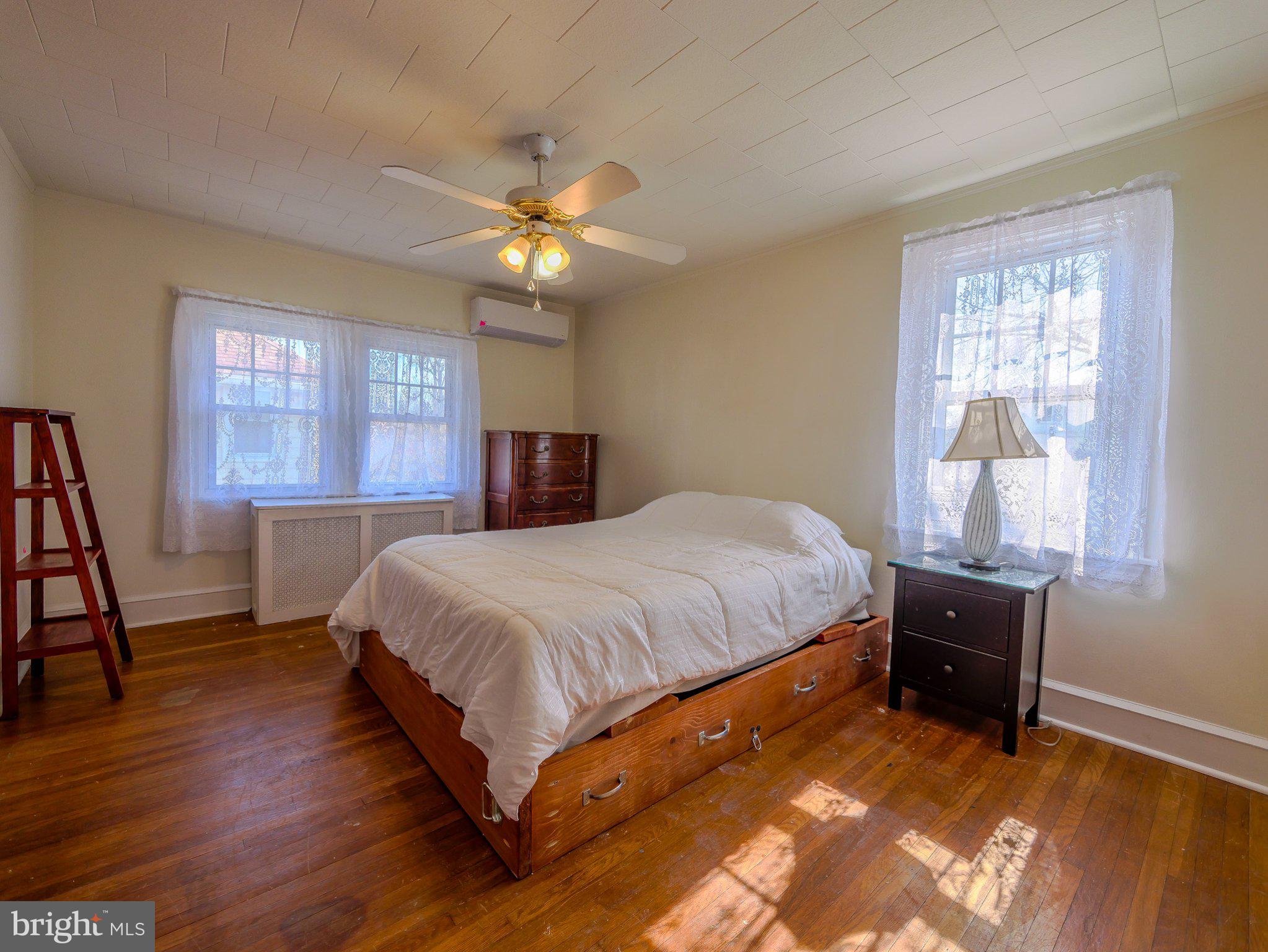 DREXEL HILL - Residential