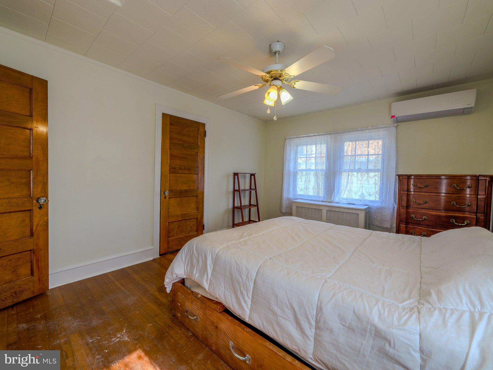 DREXEL HILL - Residential