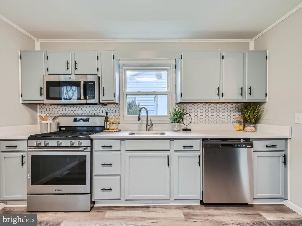 DOUGLAS ADDN - Residential