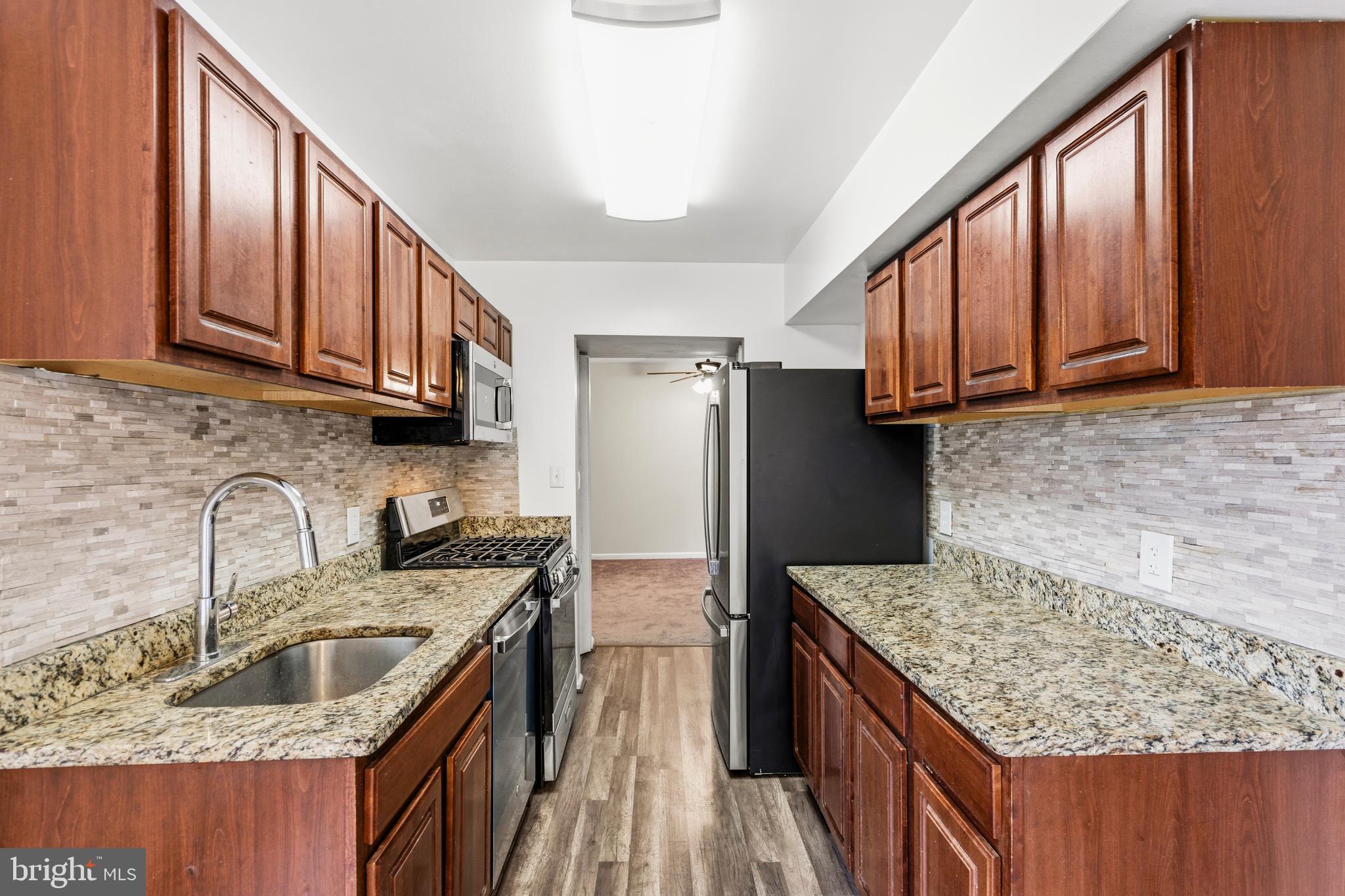 CHERRY GLEN - Residential