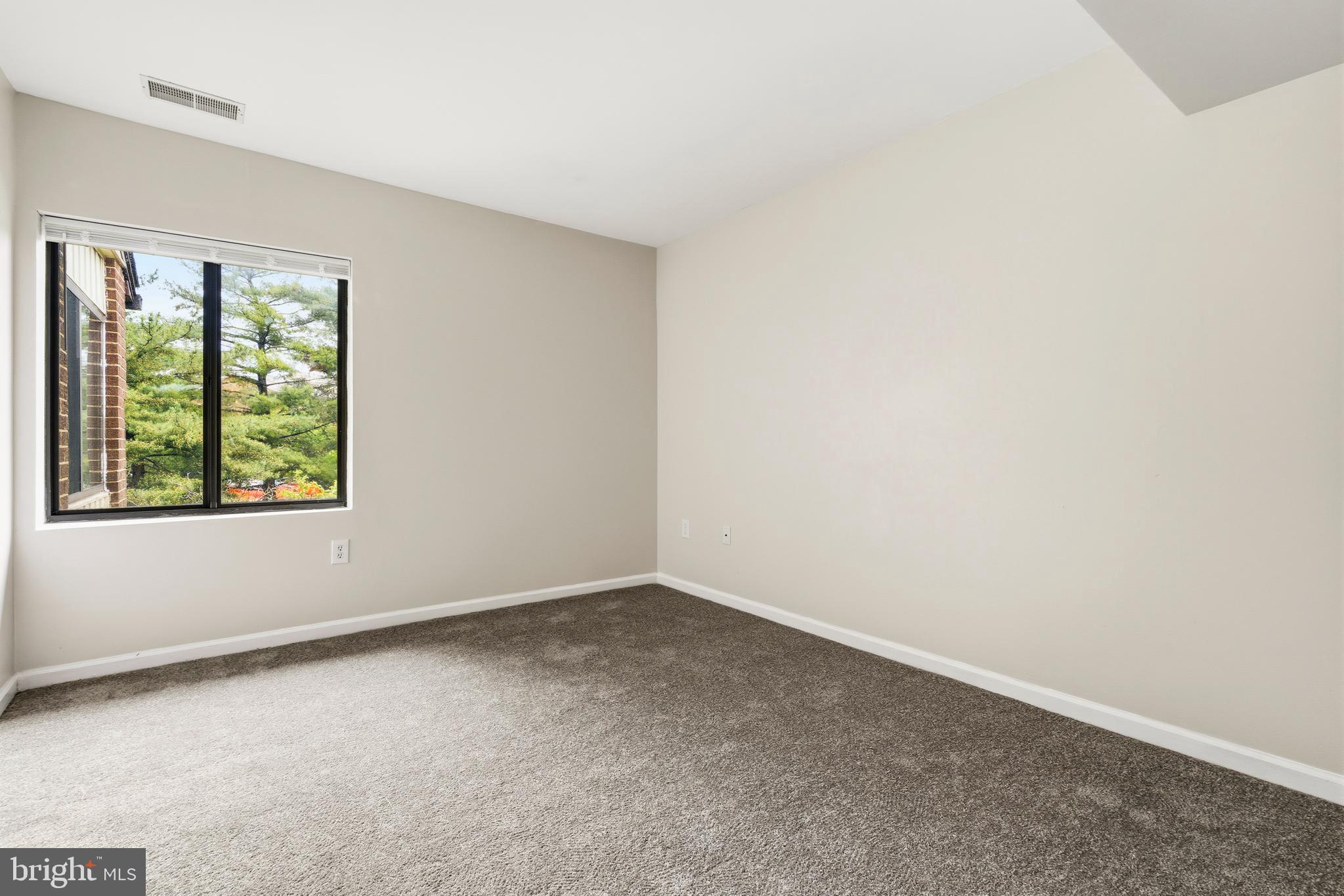 CHERRY GLEN - Residential