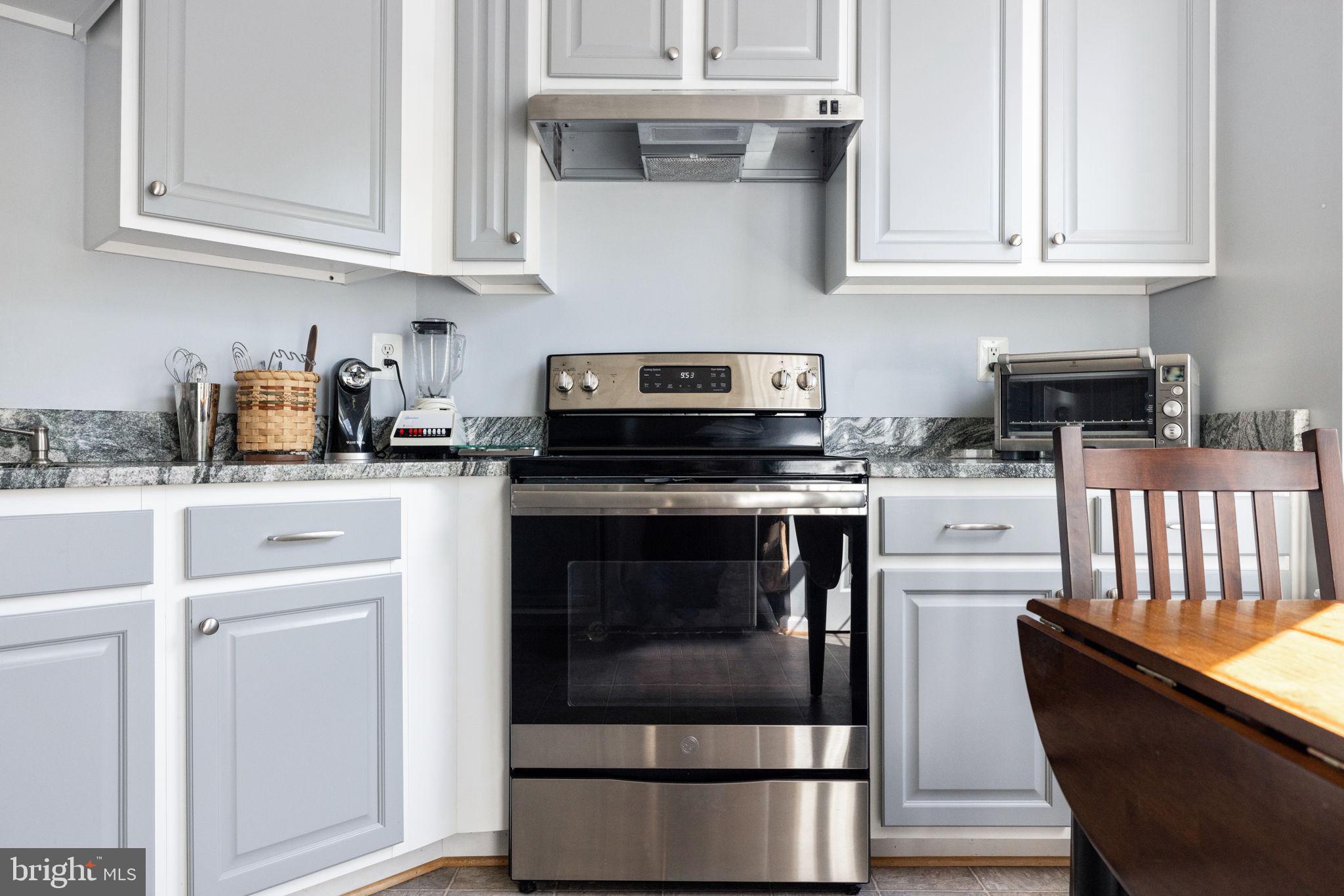 RIDGES AT ASHBURN - Residential