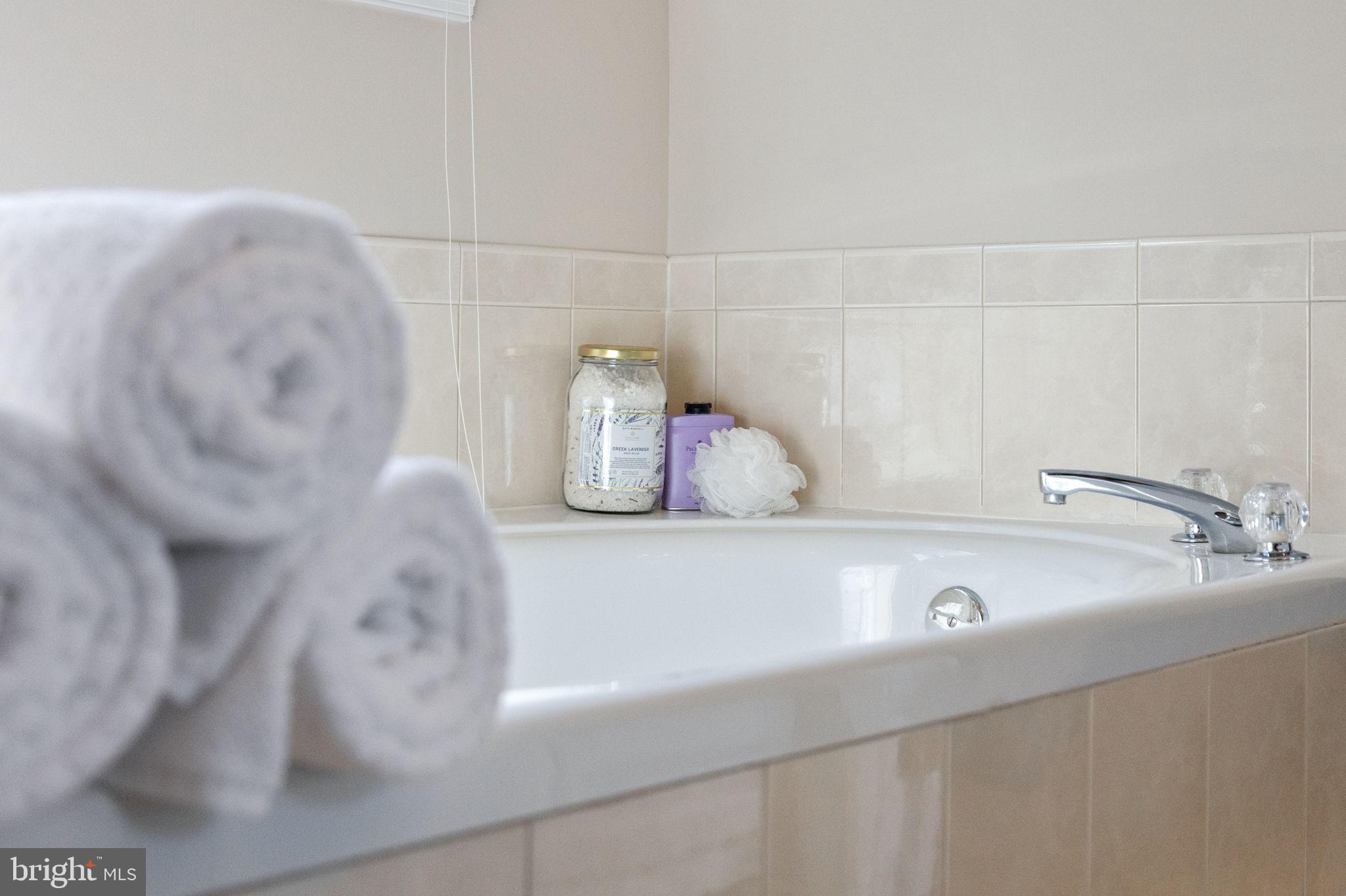 RIDGES AT ASHBURN - Residential