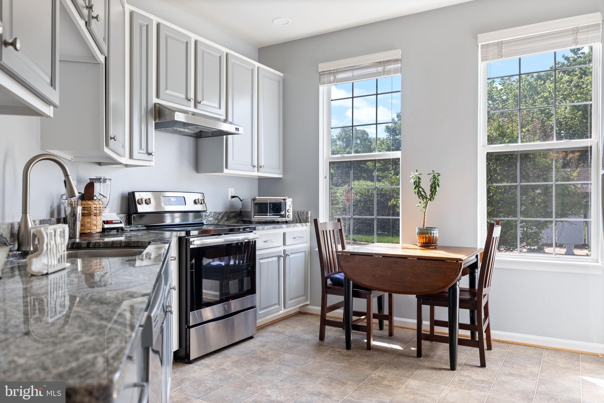 RIDGES AT ASHBURN - Residential