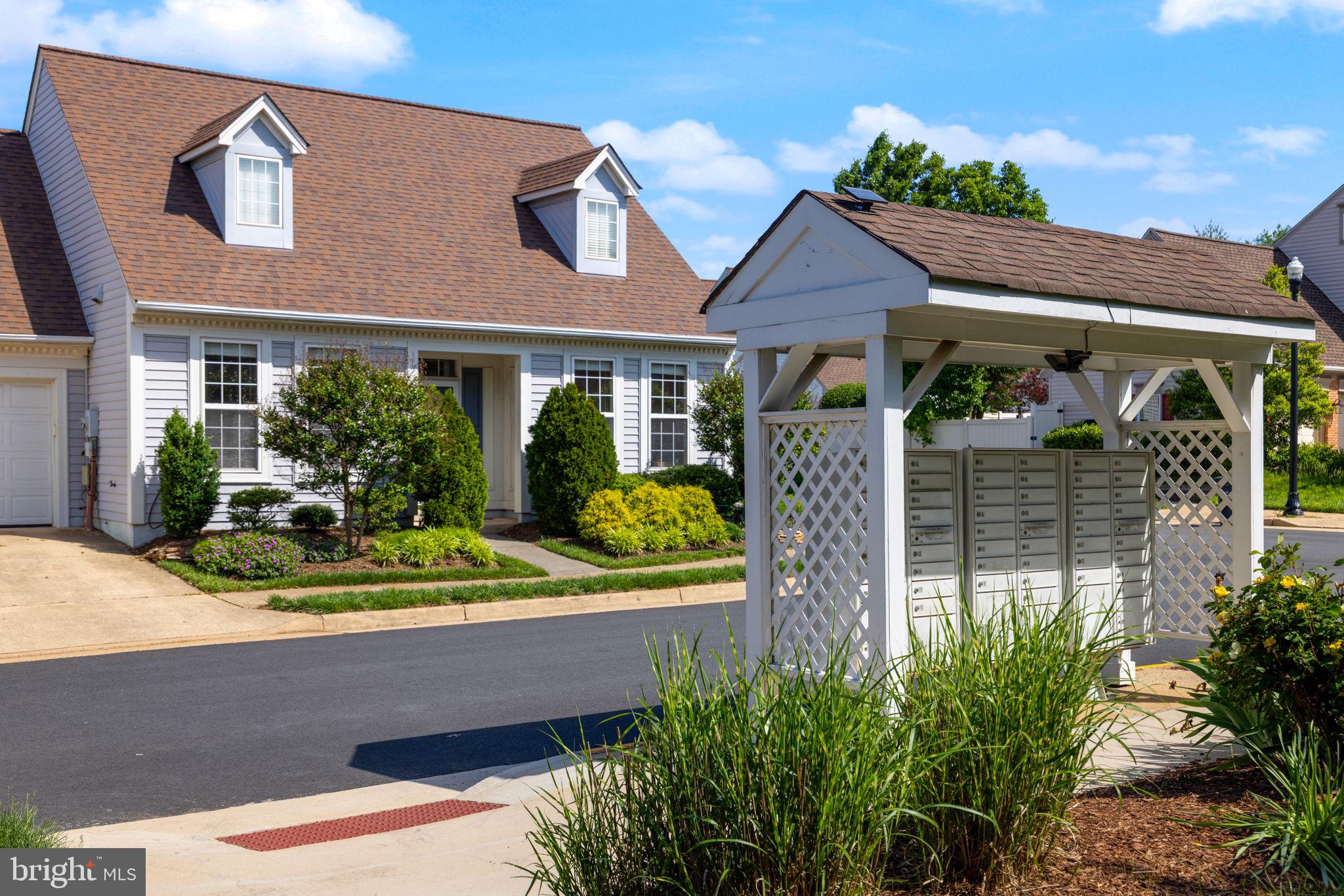 RIDGES AT ASHBURN - Residential