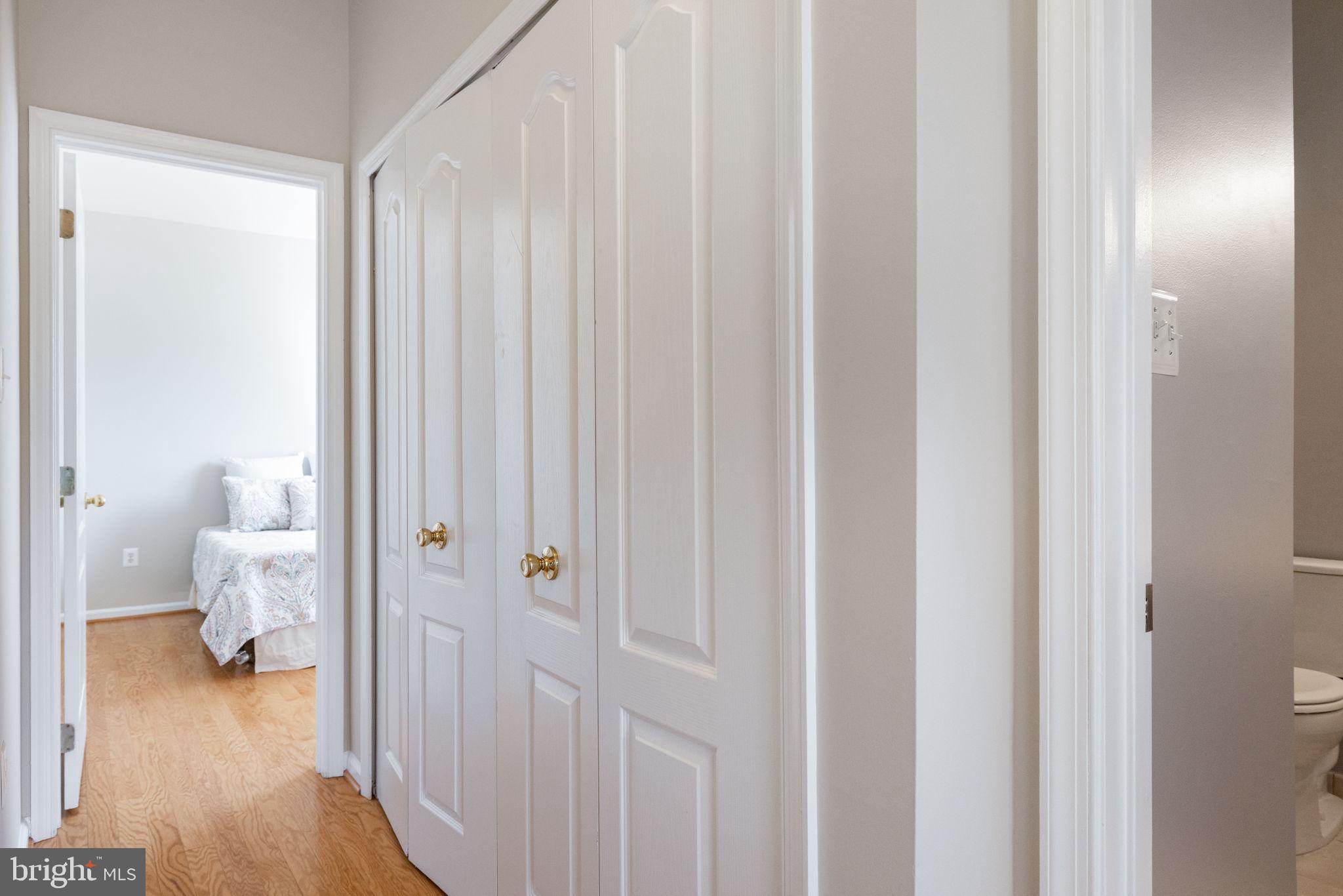 RIDGES AT ASHBURN - Residential