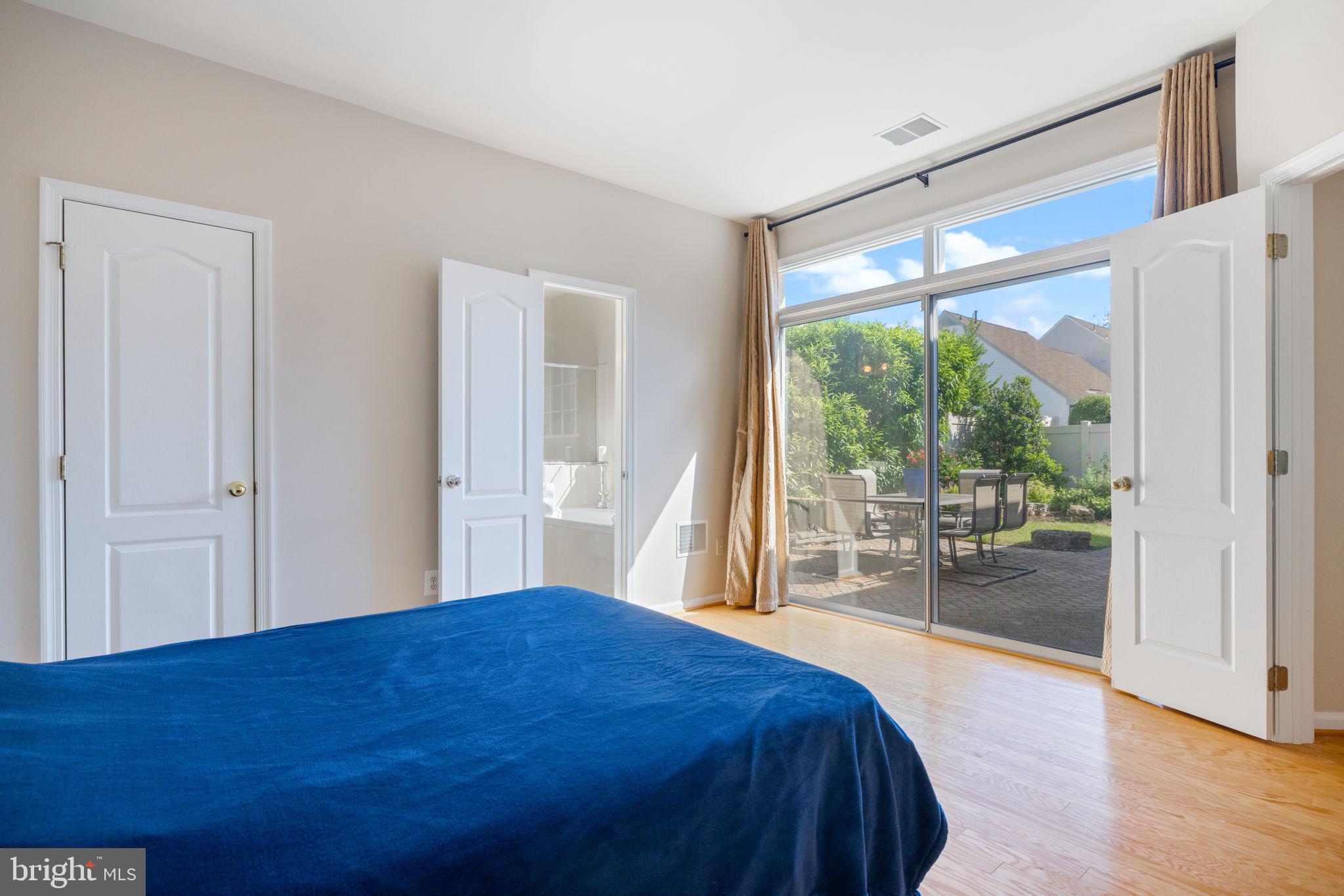 RIDGES AT ASHBURN - Residential