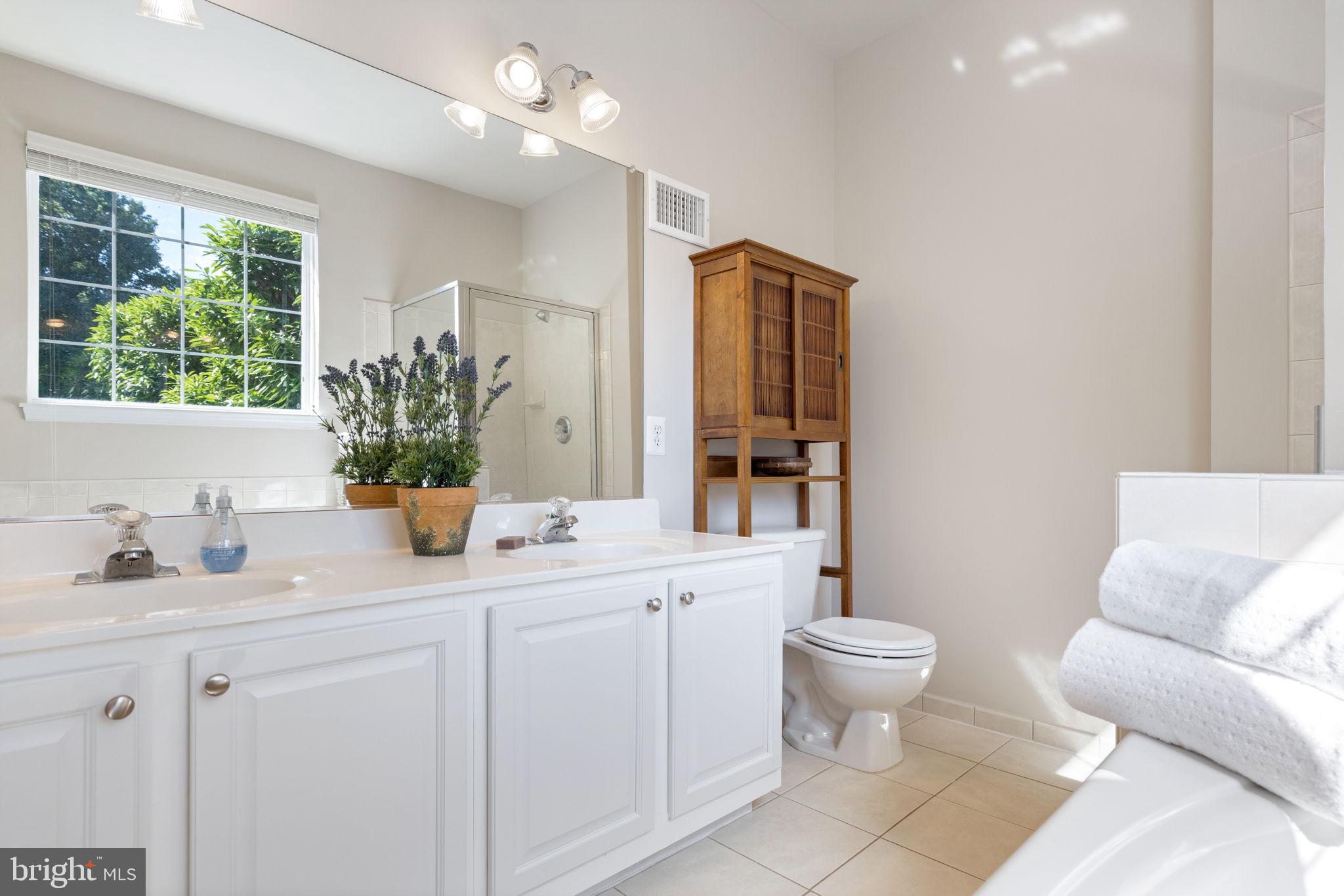 RIDGES AT ASHBURN - Residential