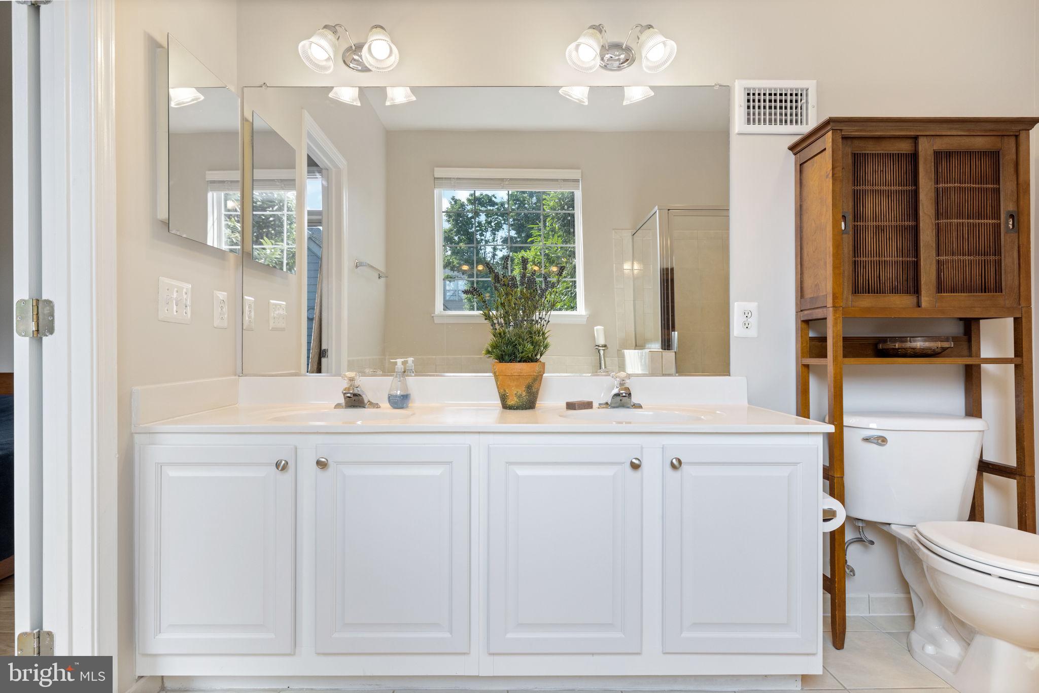 RIDGES AT ASHBURN - Residential