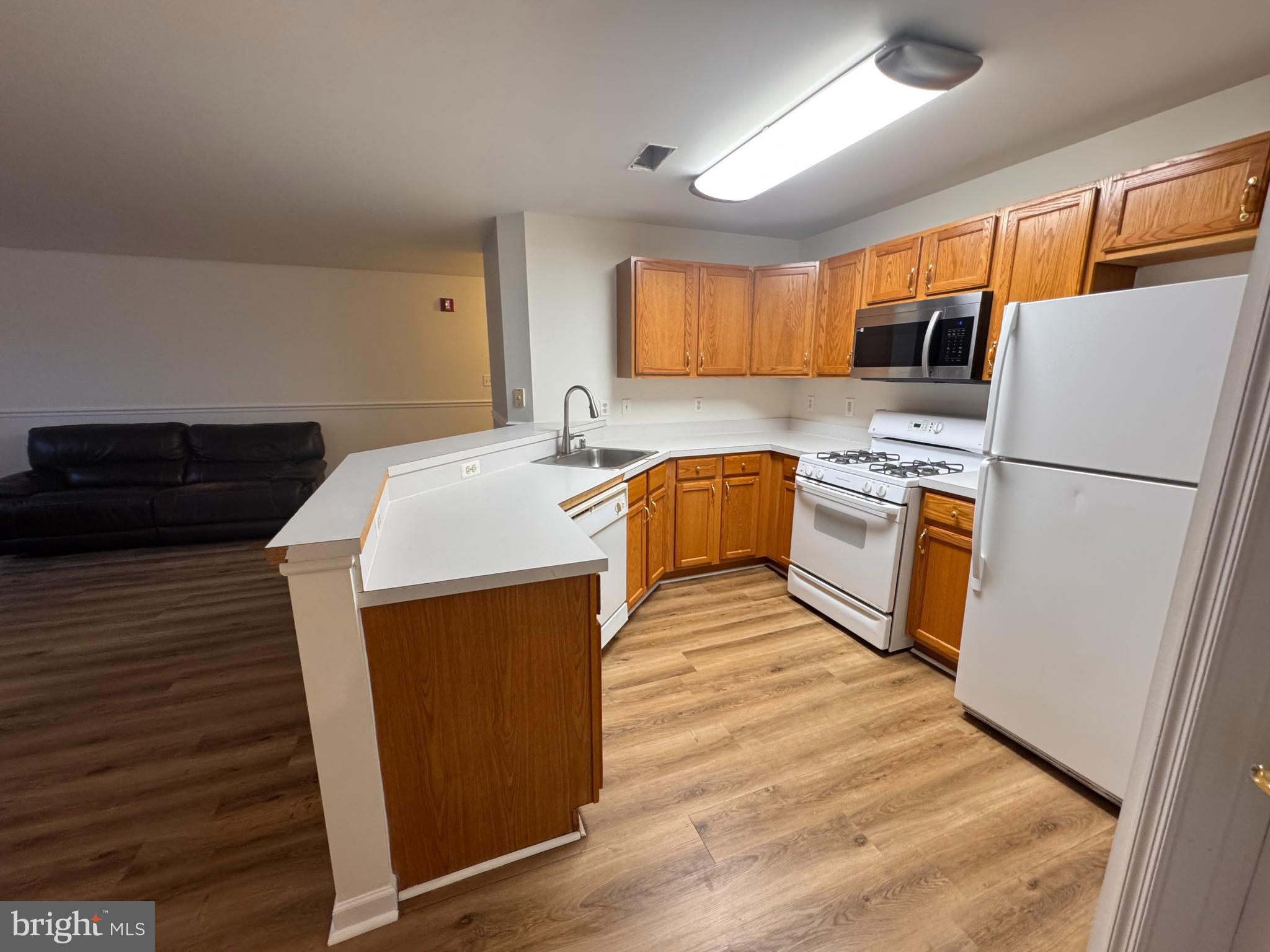 POTOMAC RIDGE - Residential