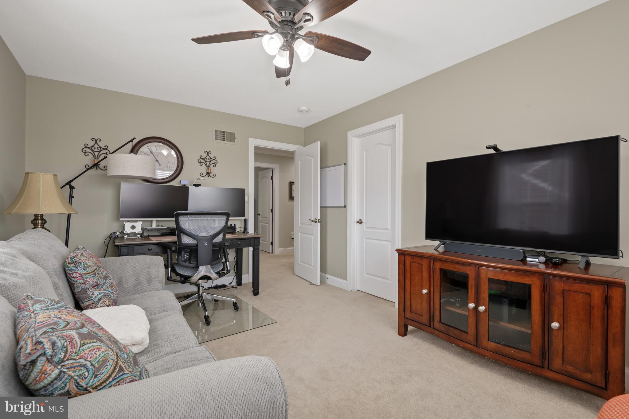 KOLLER POINTE - Residential