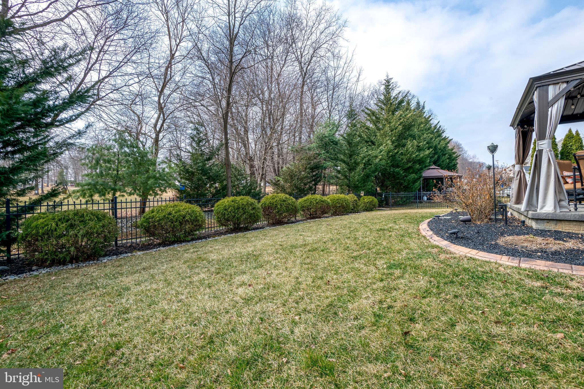 KOLLER POINTE - Residential