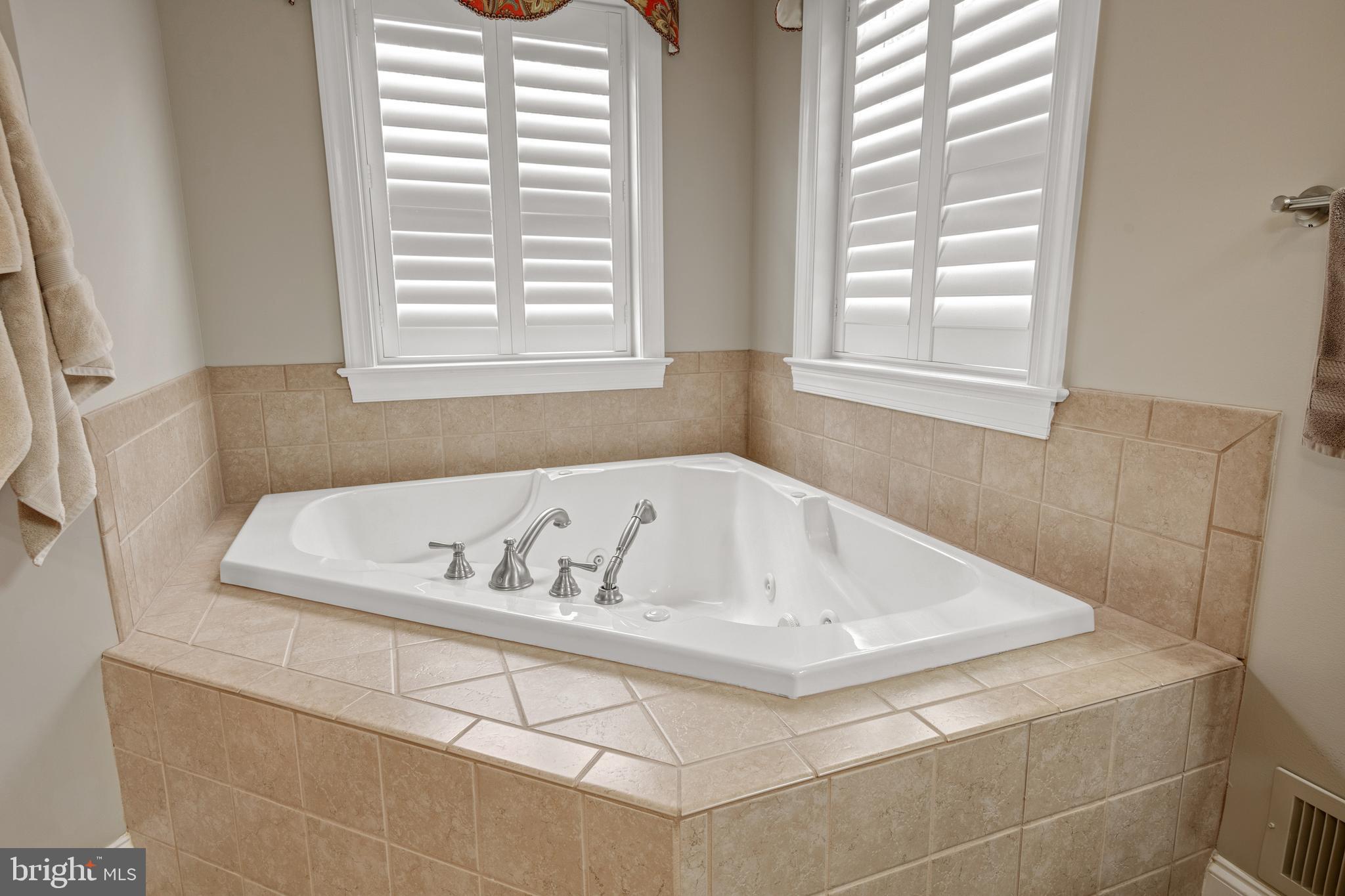 KOLLER POINTE - Residential