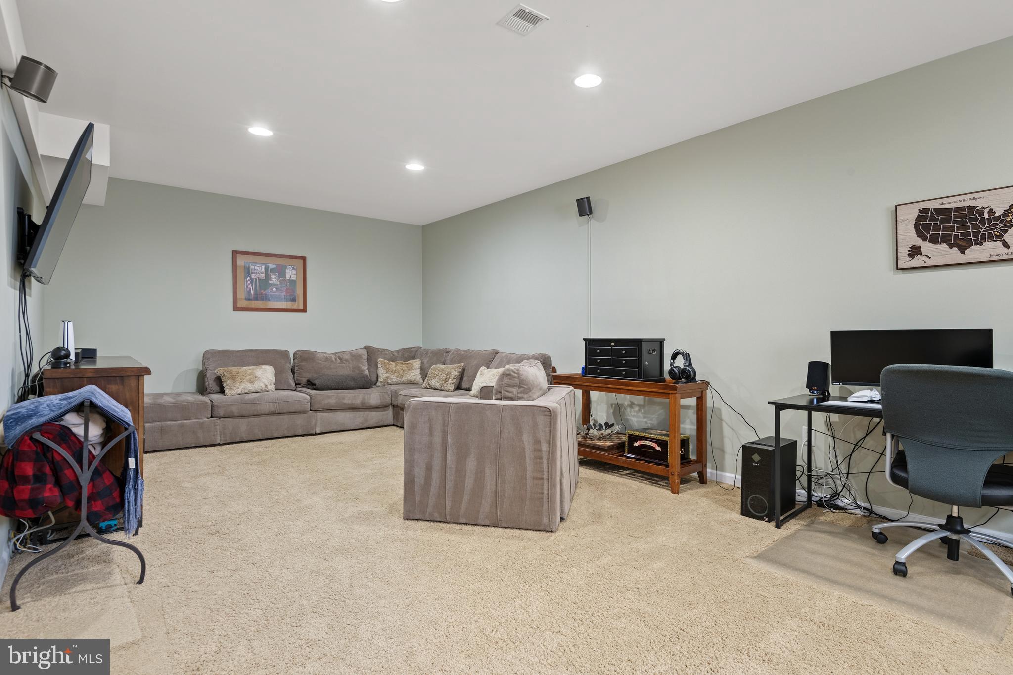 KOLLER POINTE - Residential