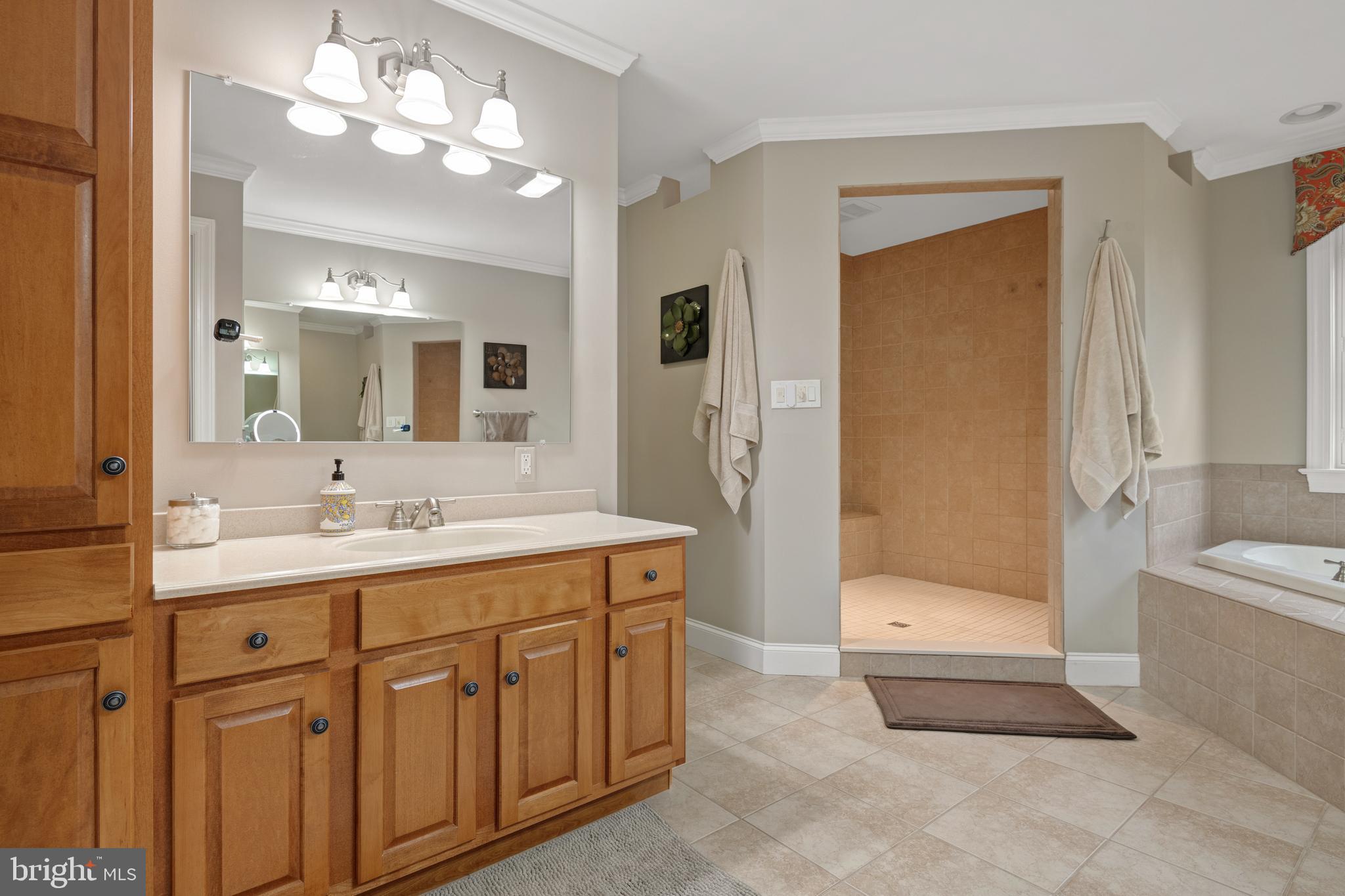 KOLLER POINTE - Residential