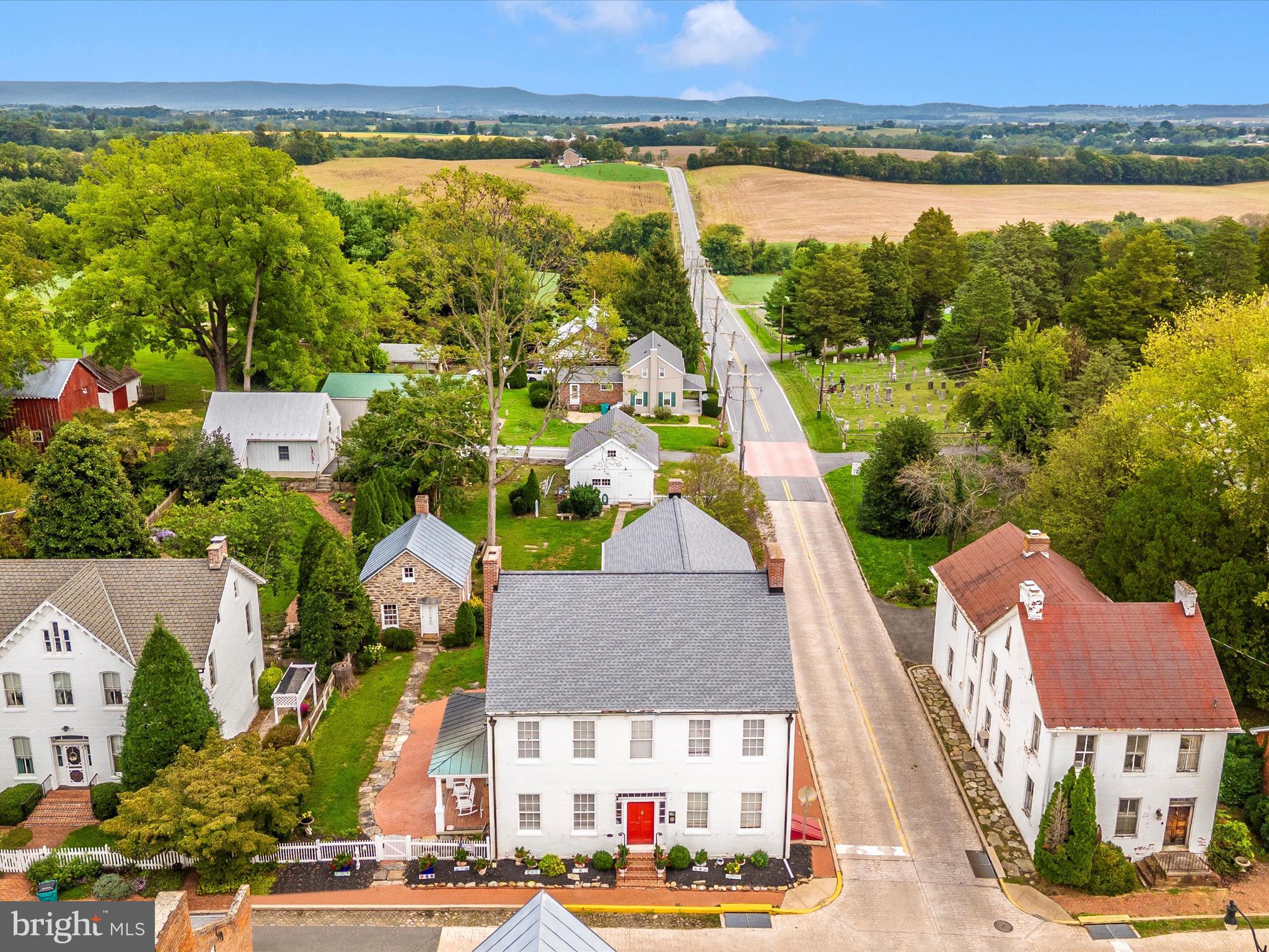 1 W MAIN STREET