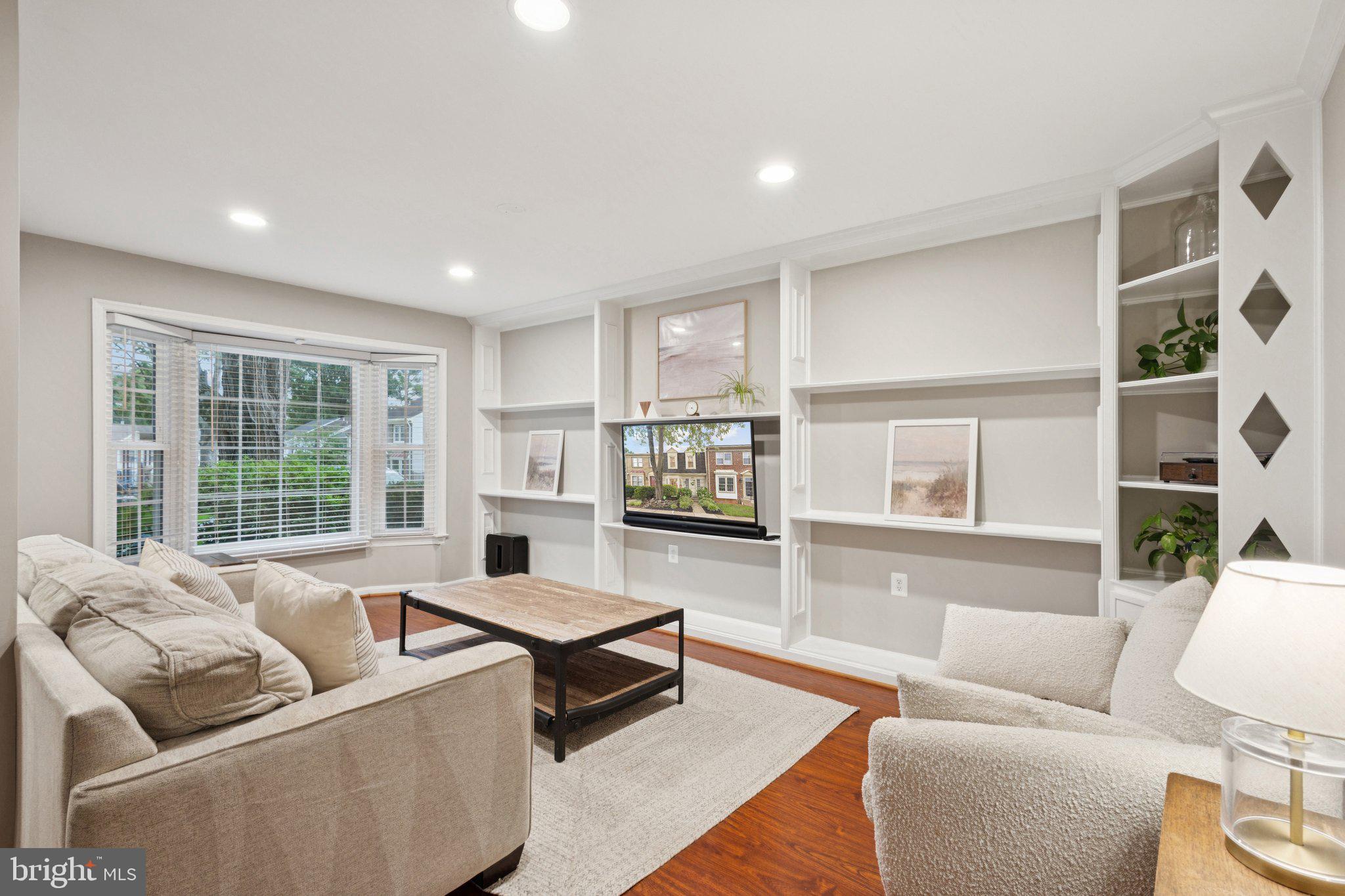 5524 LAKEWHITE COURT
